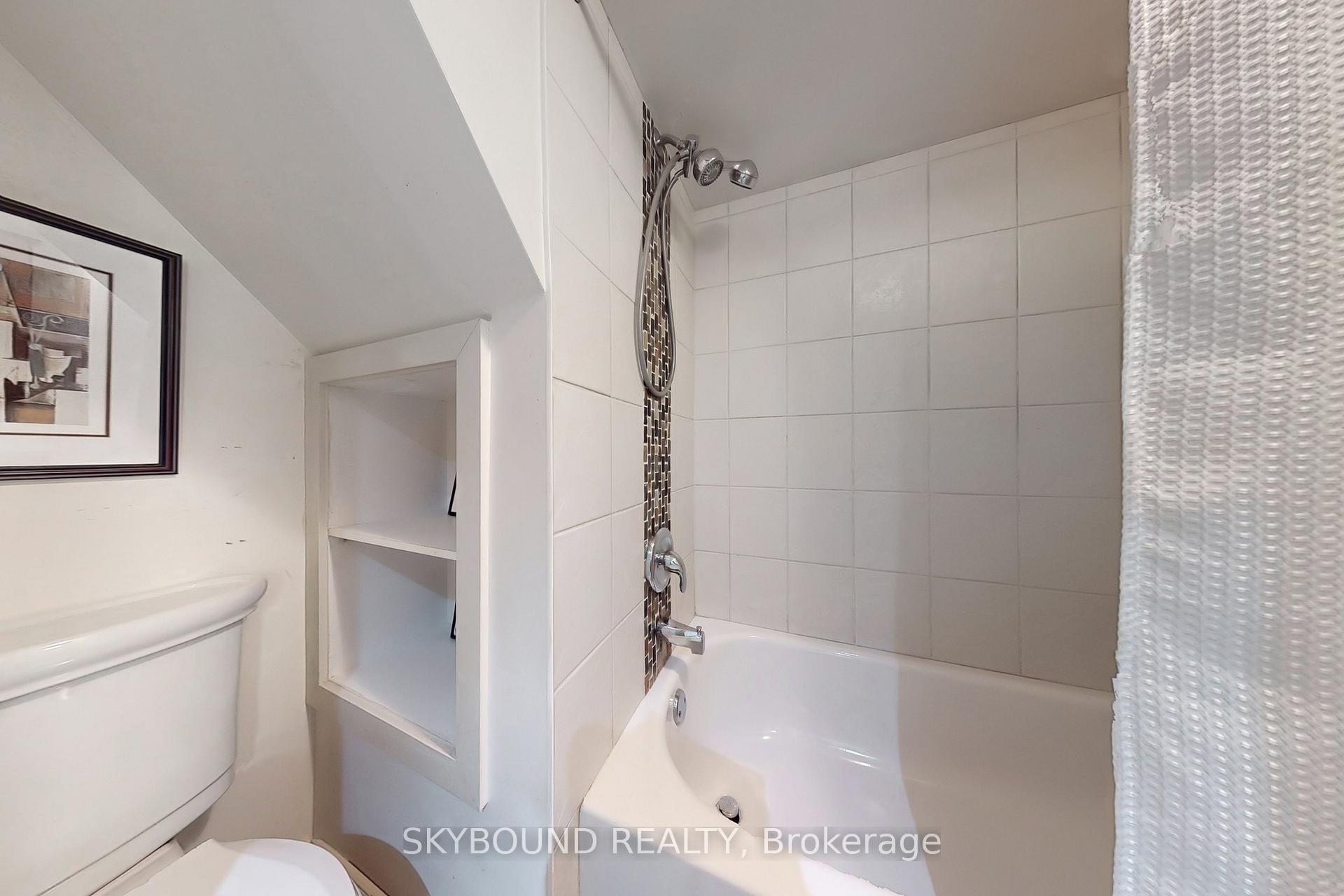 Photo 29 of 100 Lankin Boulevard, Toronto, East York — HOMEH