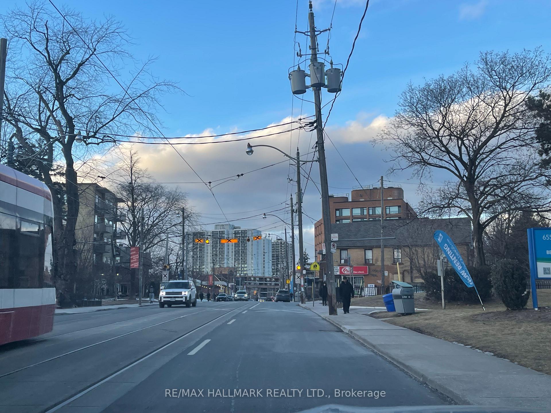 Photo 6 of 675 Broadview Avenue, Toronto, North Riverdale — HOMEH