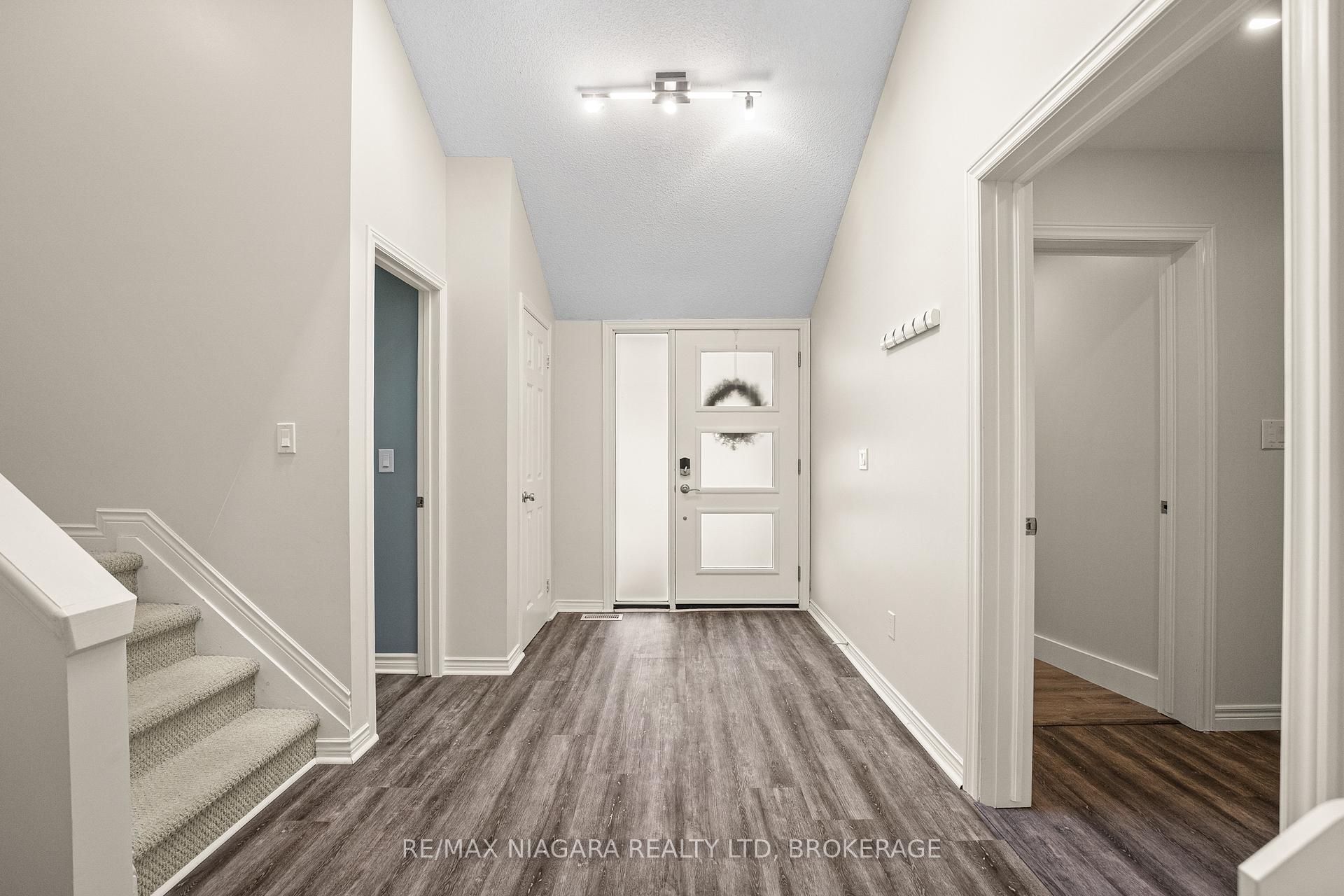 Photo 5 of 2205 Gainer Street, Thorold, Port Robinson — HOMEH