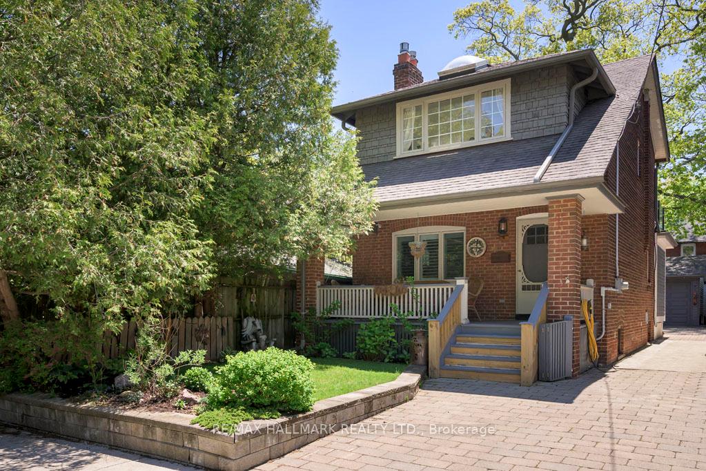 Front of 25 Selwood Avenue