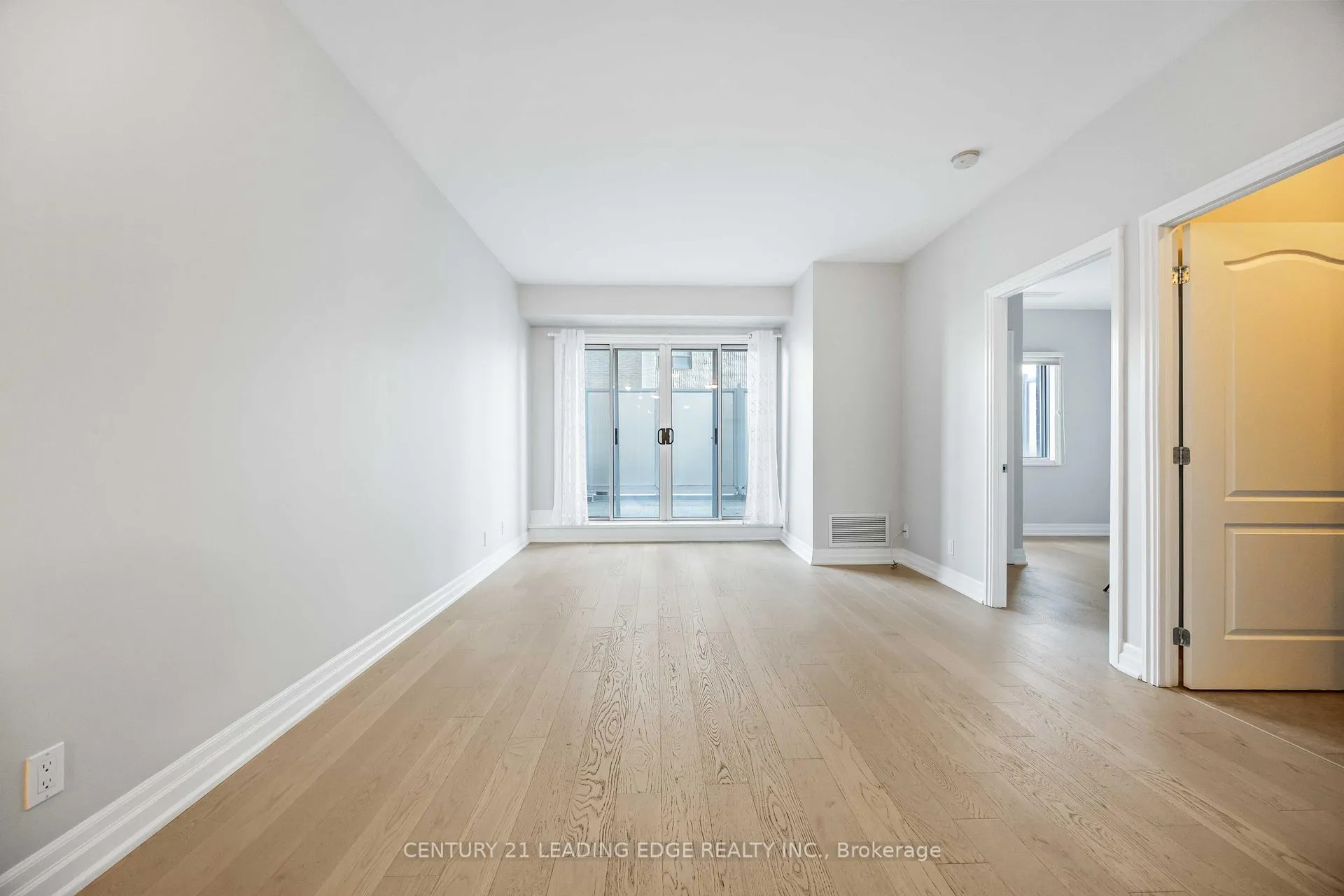 Photo 12 of Unit 302, 44 Bond Street W, Oshawa, O'Neill — HOMEH