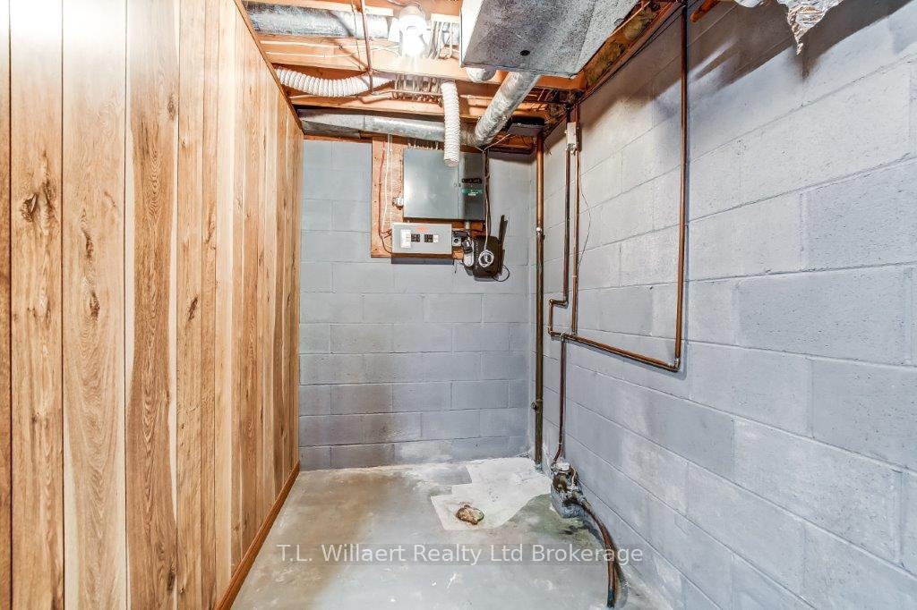 Photo 19 of 114 Queen Street, Tillsonburg — HOMEH