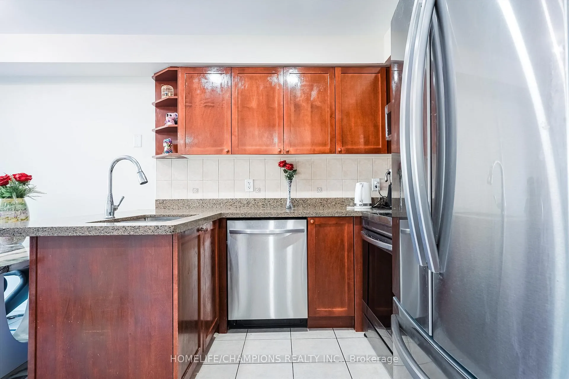 Photo 9 of 86 Carpendale Crescent E, Ajax, Northeast Ajax — HOMEH