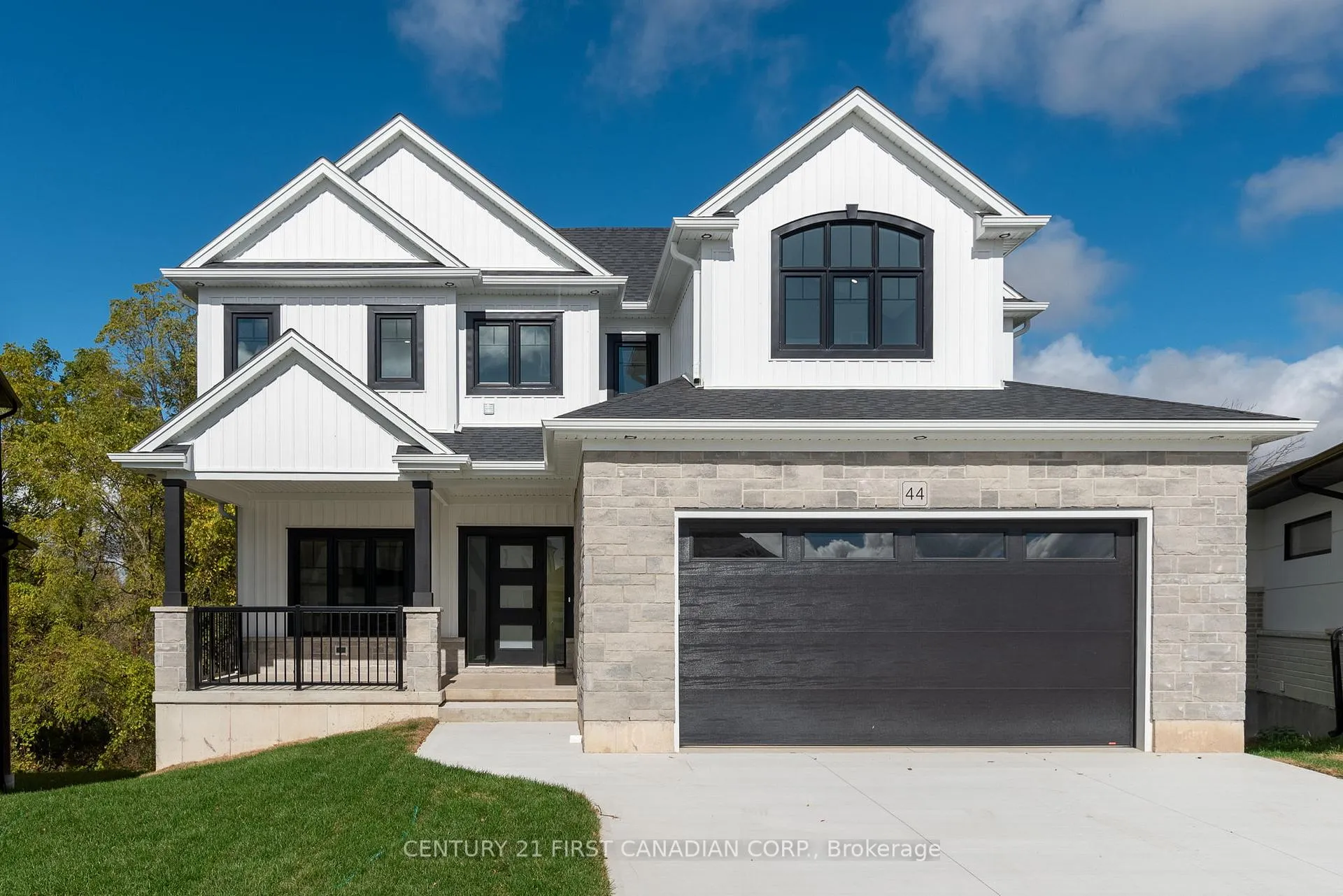 Photo 1 of 116 Sheldabren Street, North Middlesex, Ailsa Craig — HOMEH