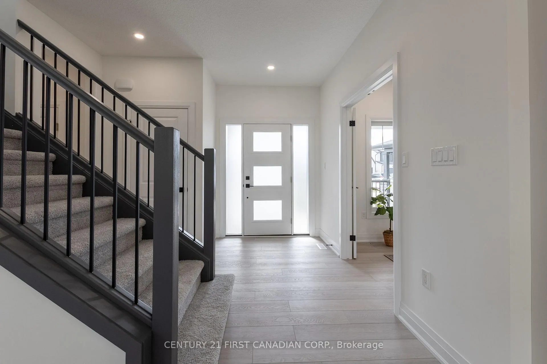 Photo 6 of 116 Sheldabren Street, North Middlesex, Ailsa Craig — HOMEH