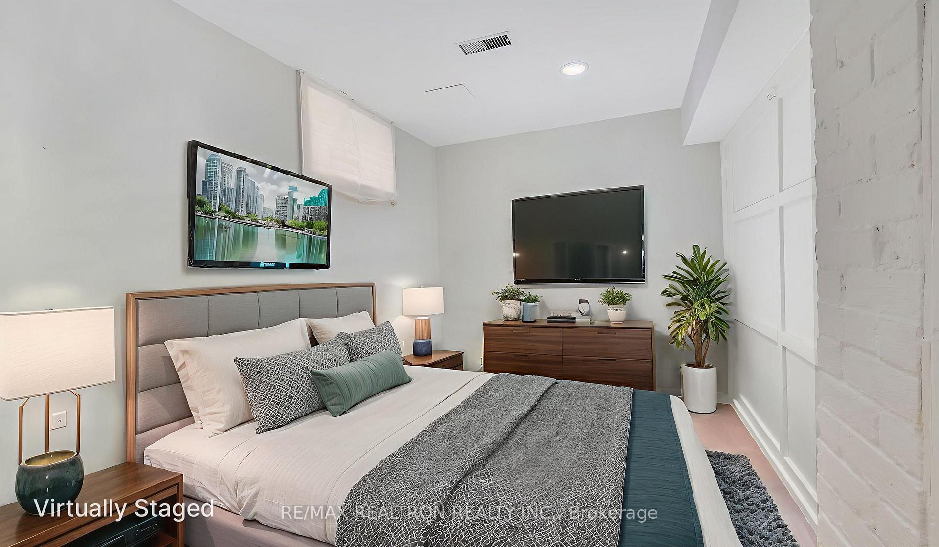 Photo 17 of 155 Dawes Road, Toronto, Danforth Village-East York — HOMEH