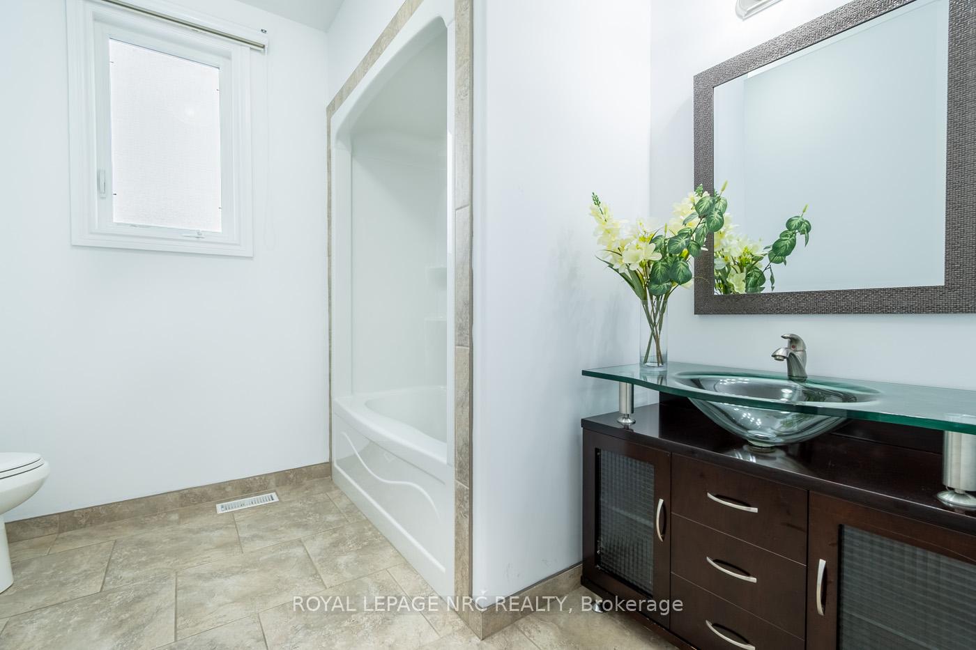 Photo 16 of 57 Sullivan Avenue, Thorold, Thorold Downtown — HOMEH