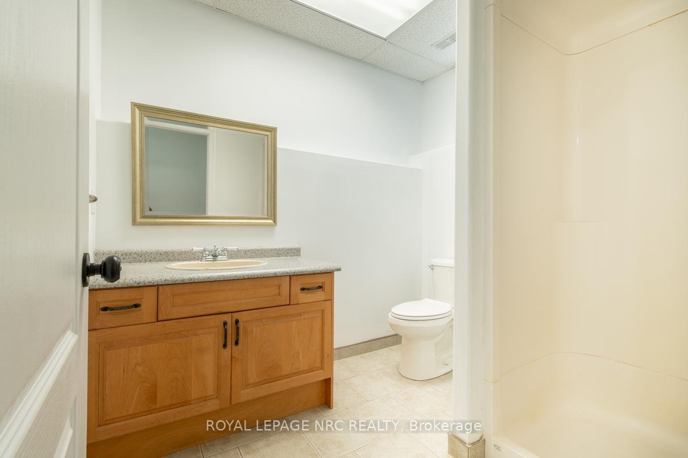 Photo 22 of 57 Sullivan Avenue, Thorold, Thorold Downtown — HOMEH