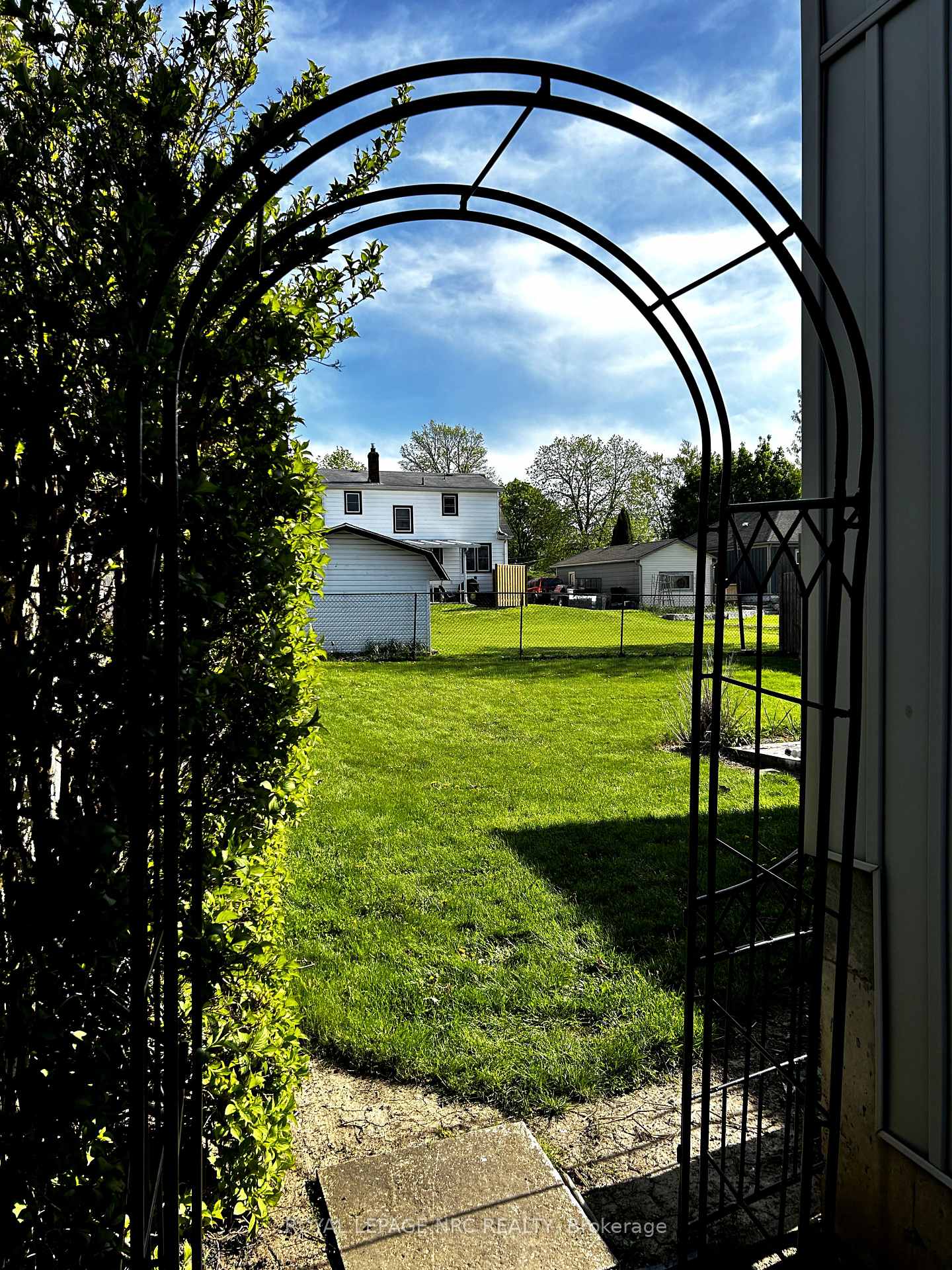 Photo 29 of 57 Sullivan Avenue, Thorold, Thorold Downtown — HOMEH