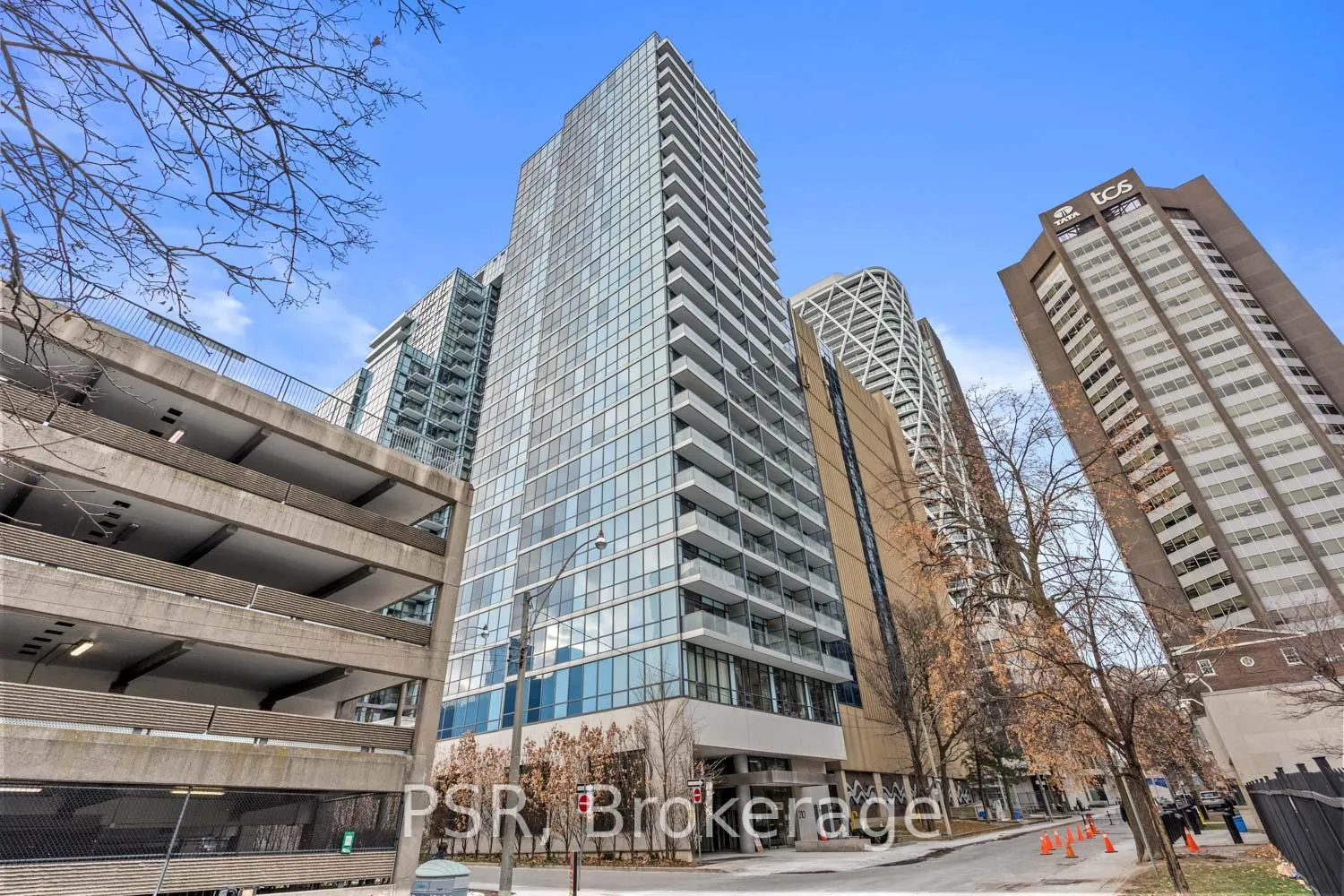 Photo 1 of Unit 1002, 210 Simcoe Street, Toronto, Kensington-Chinatown — HOMEH