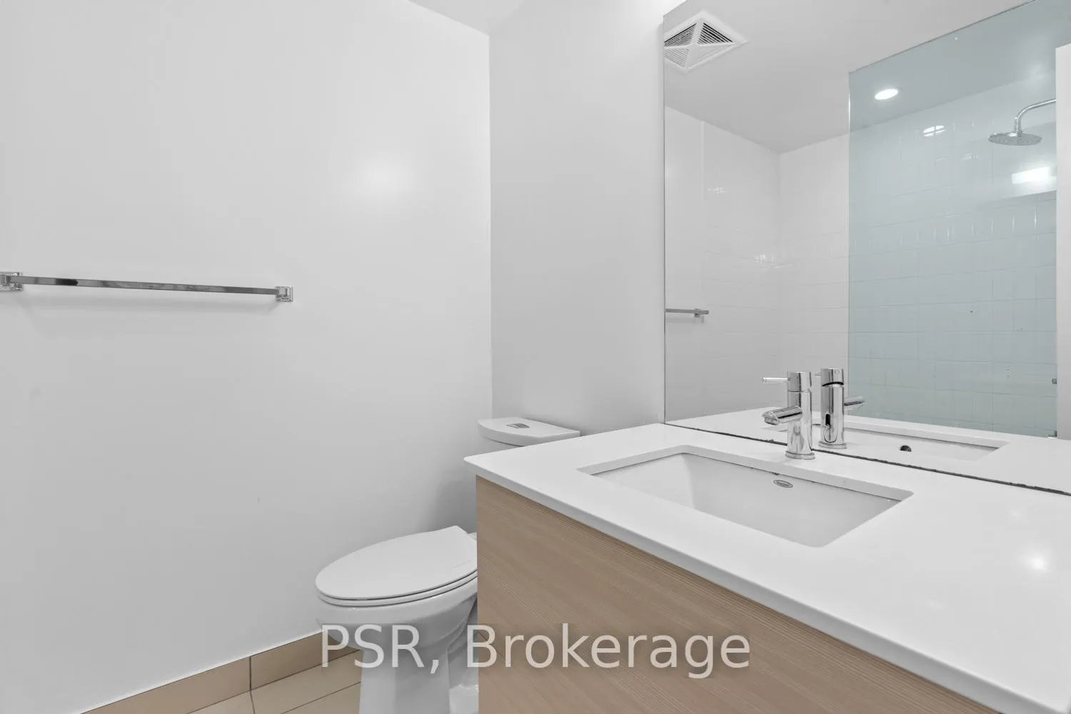 Photo 17 of Unit 1002, 210 Simcoe Street, Toronto, Kensington-Chinatown — HOMEH