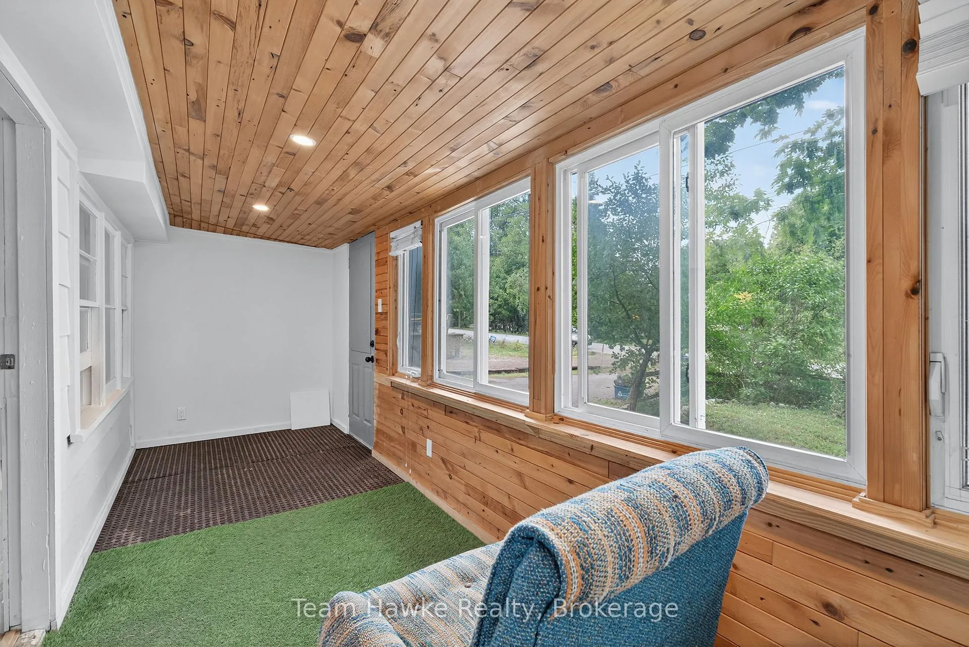 Photo 7 of 27 Earldom Boulevard, Tay, Port McNicoll — HOMEH