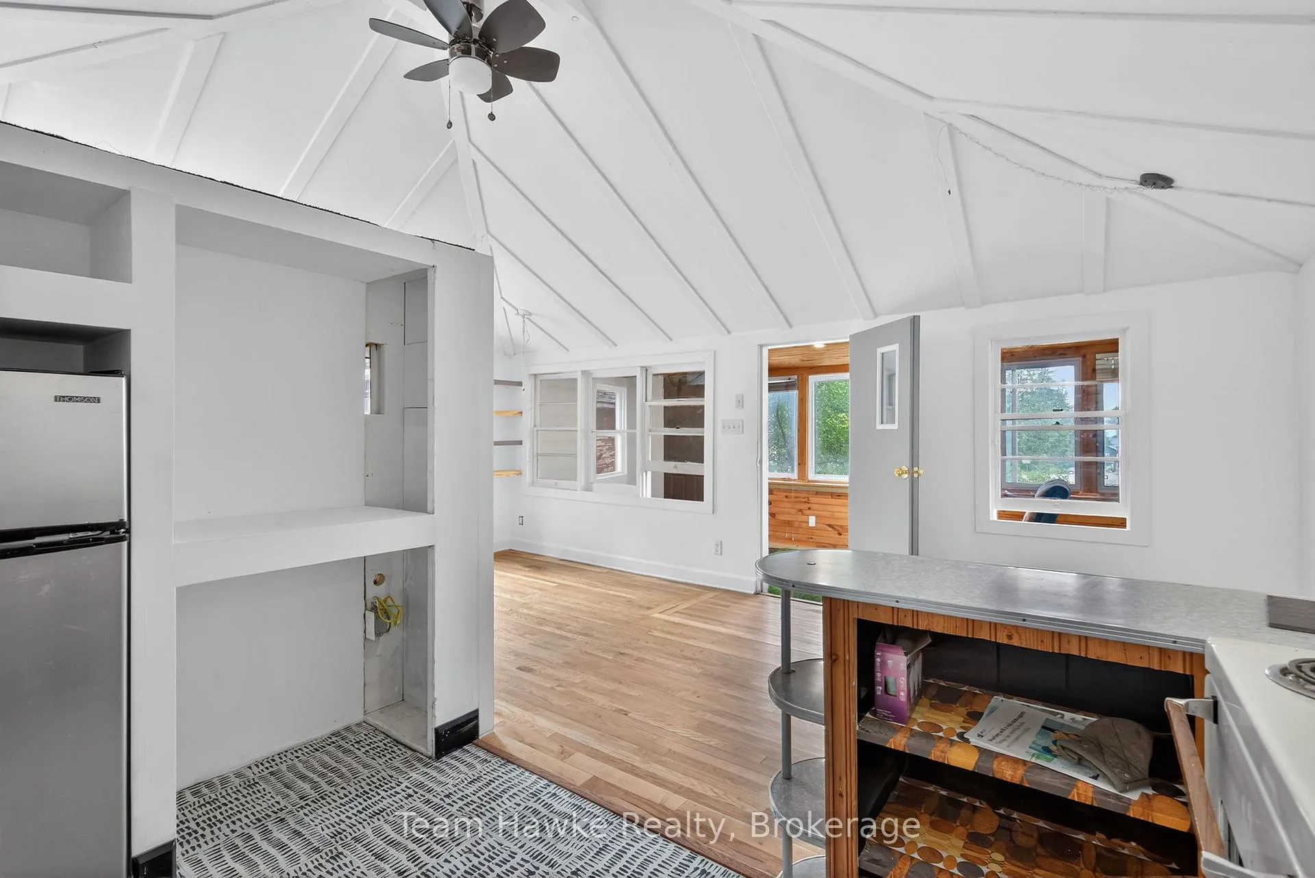 Photo 13 of 27 Earldom Boulevard, Tay, Port McNicoll — HOMEH