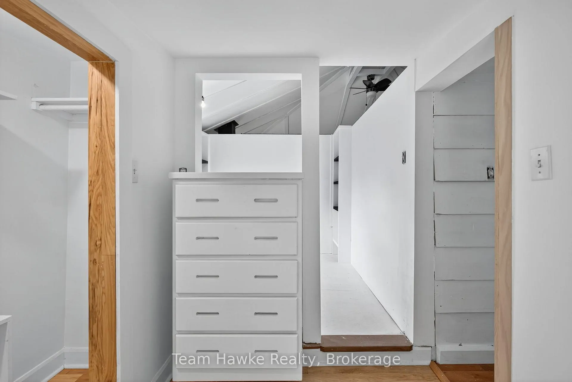 Photo 15 of 27 Earldom Boulevard, Tay, Port McNicoll — HOMEH