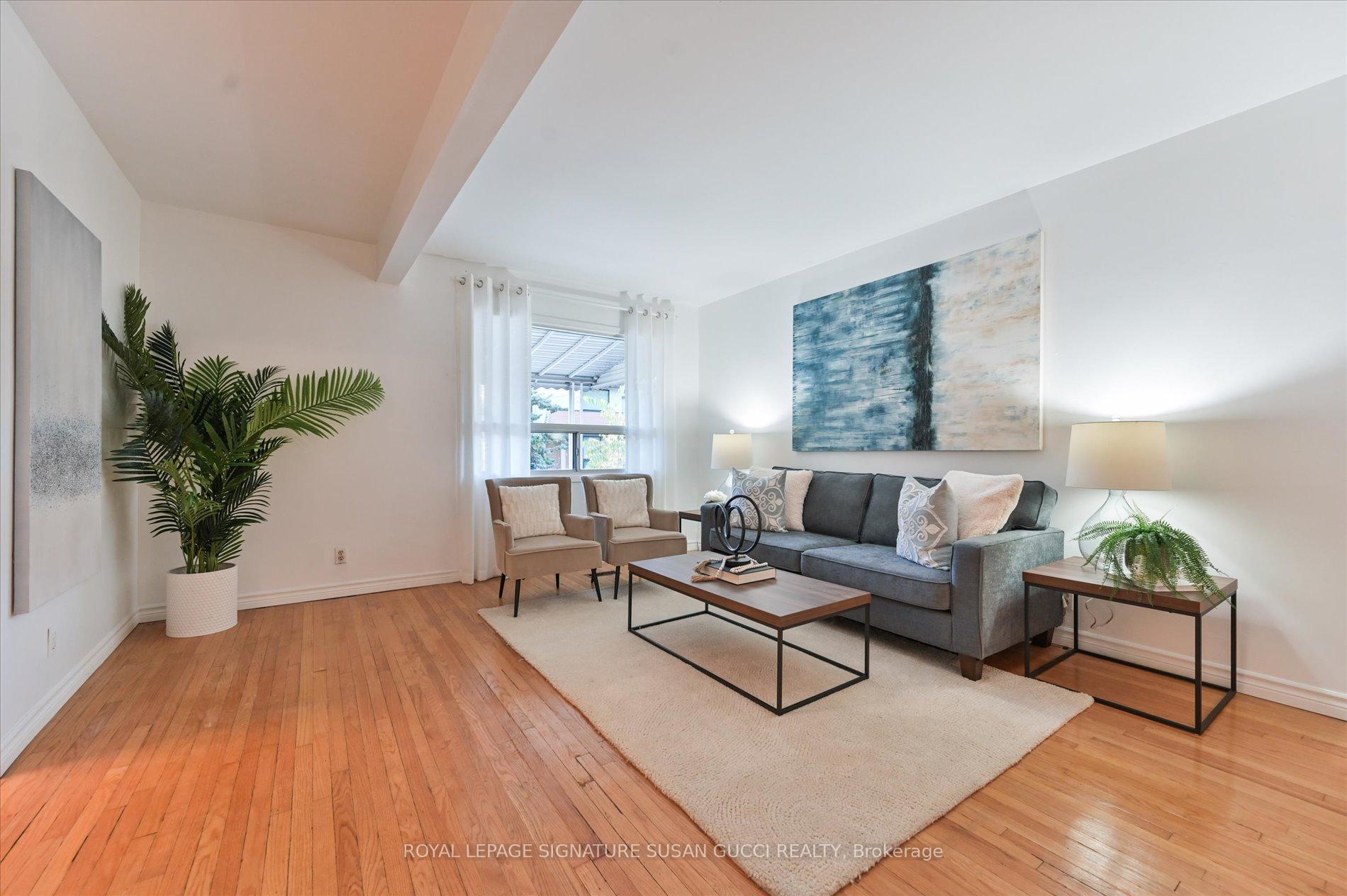 Photo 5 of 82 Barker Avenue, Toronto, Danforth Village-East York — HOMEH
