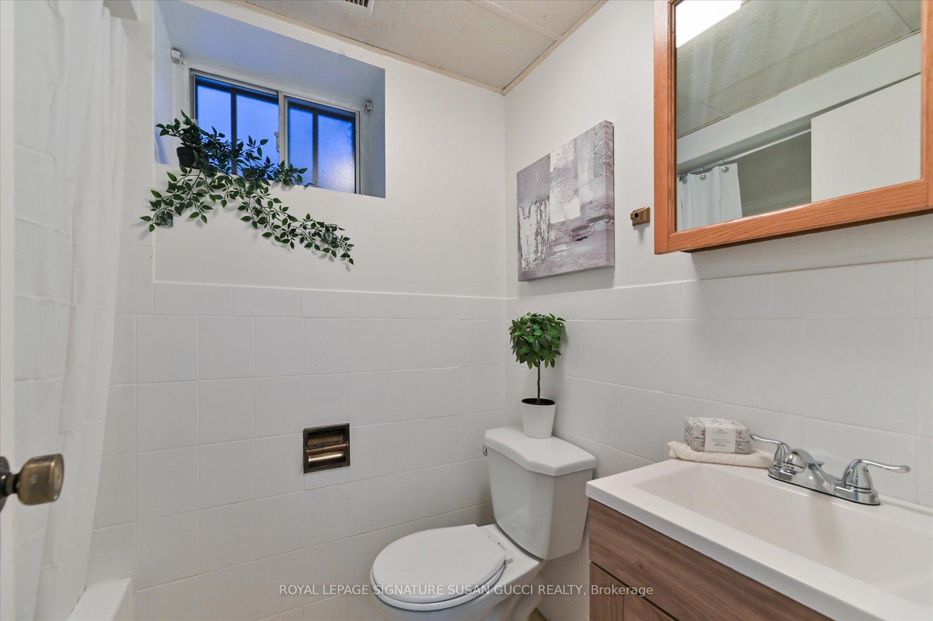 Photo 26 of 82 Barker Avenue, Toronto, Danforth Village-East York — HOMEH