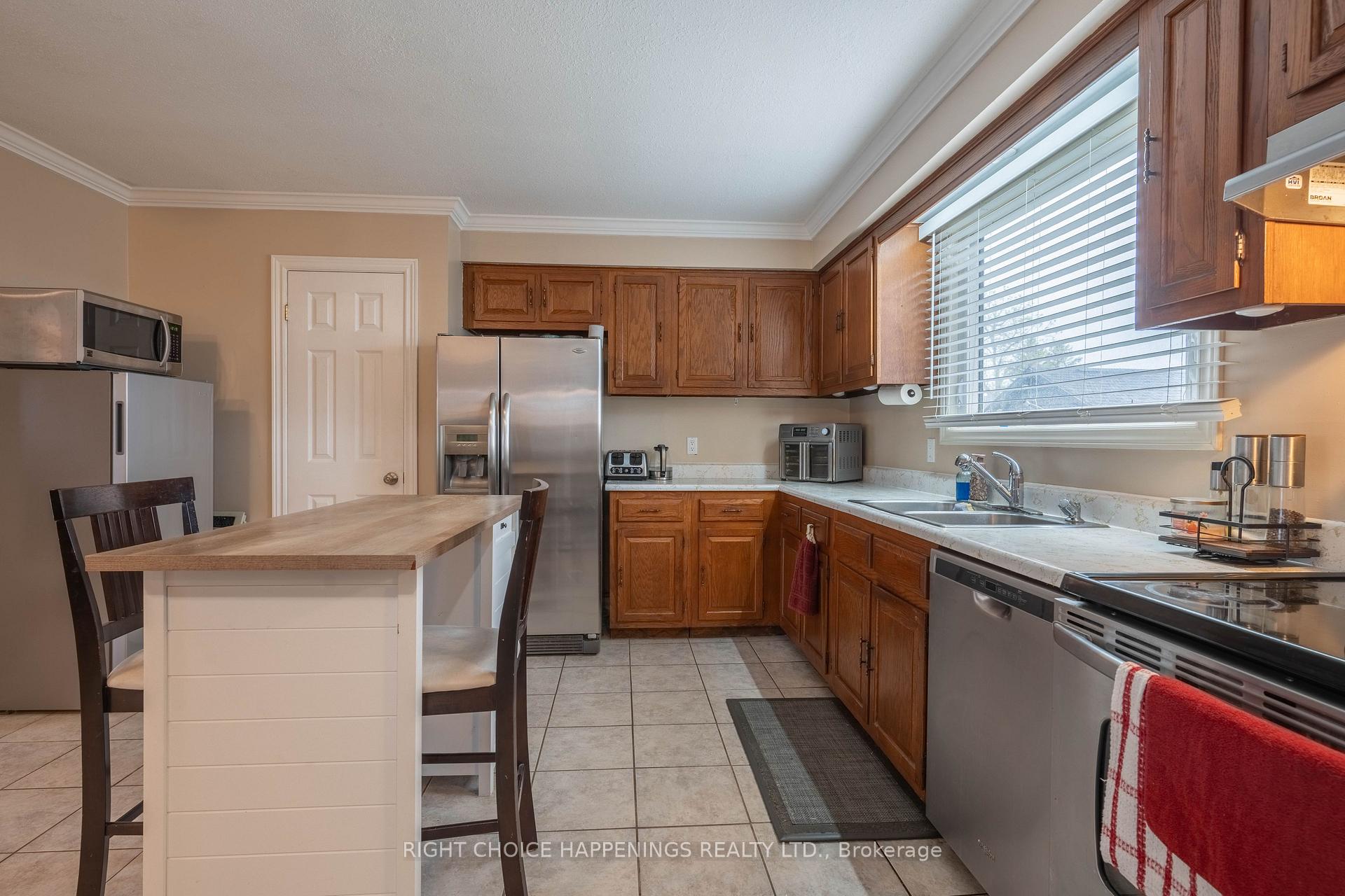 Photo 4 of 226 Queen Street S, Thorold, Thorold Downtown — HOMEH