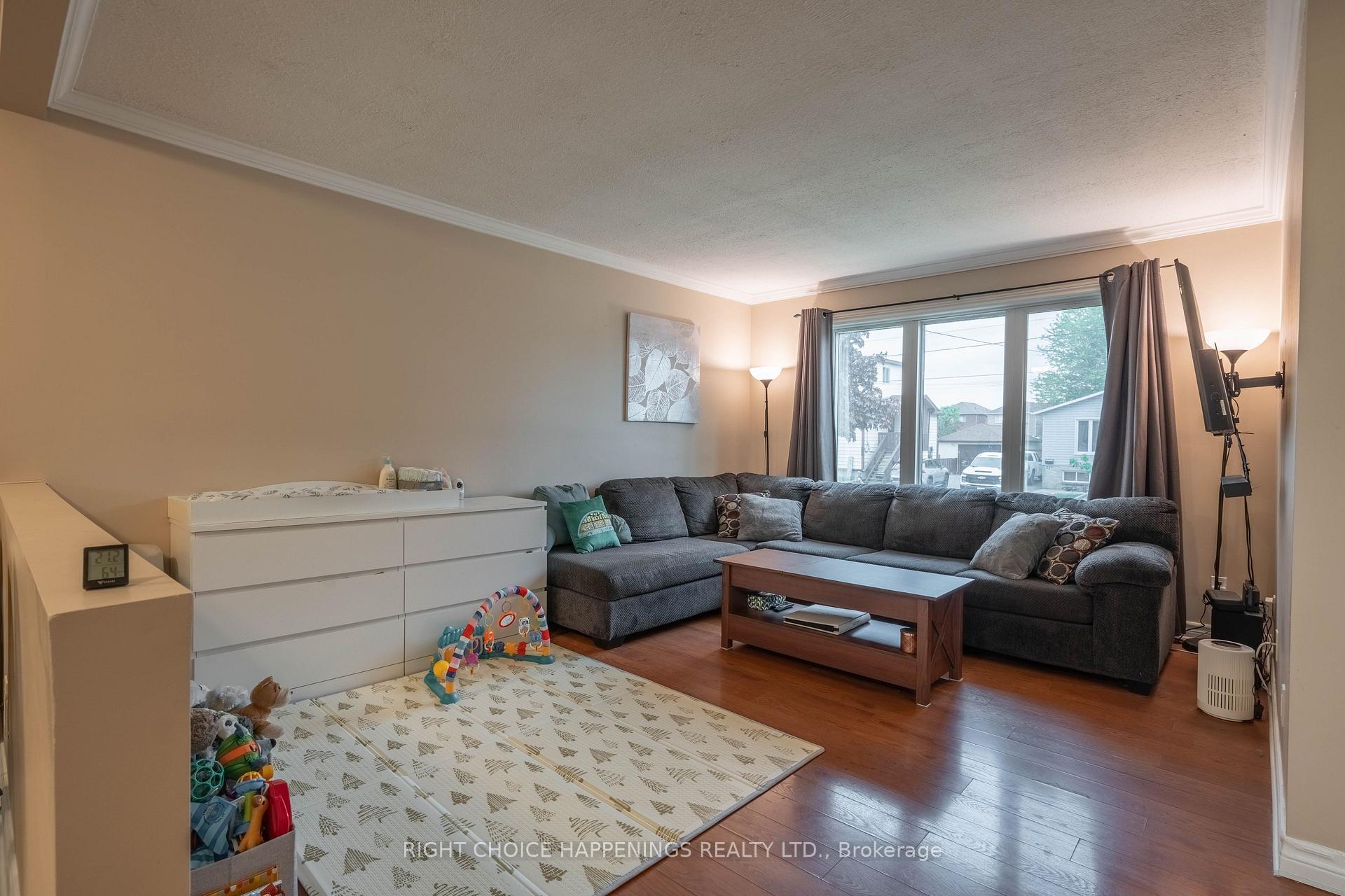 Photo 5 of 226 Queen Street S, Thorold, Thorold Downtown — HOMEH