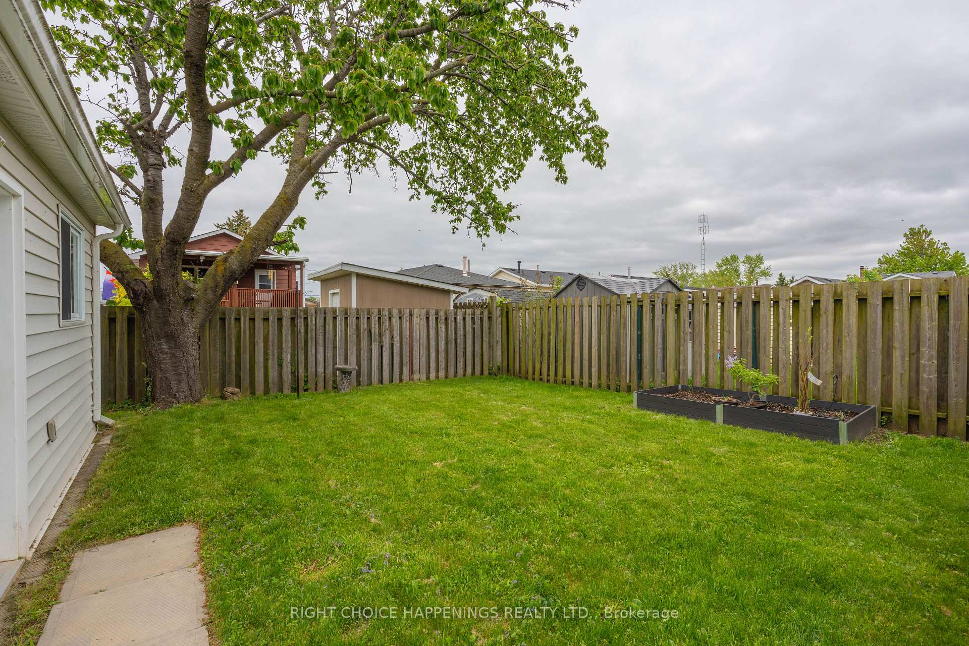 Photo 15 of 226 Queen Street S, Thorold, Thorold Downtown — HOMEH