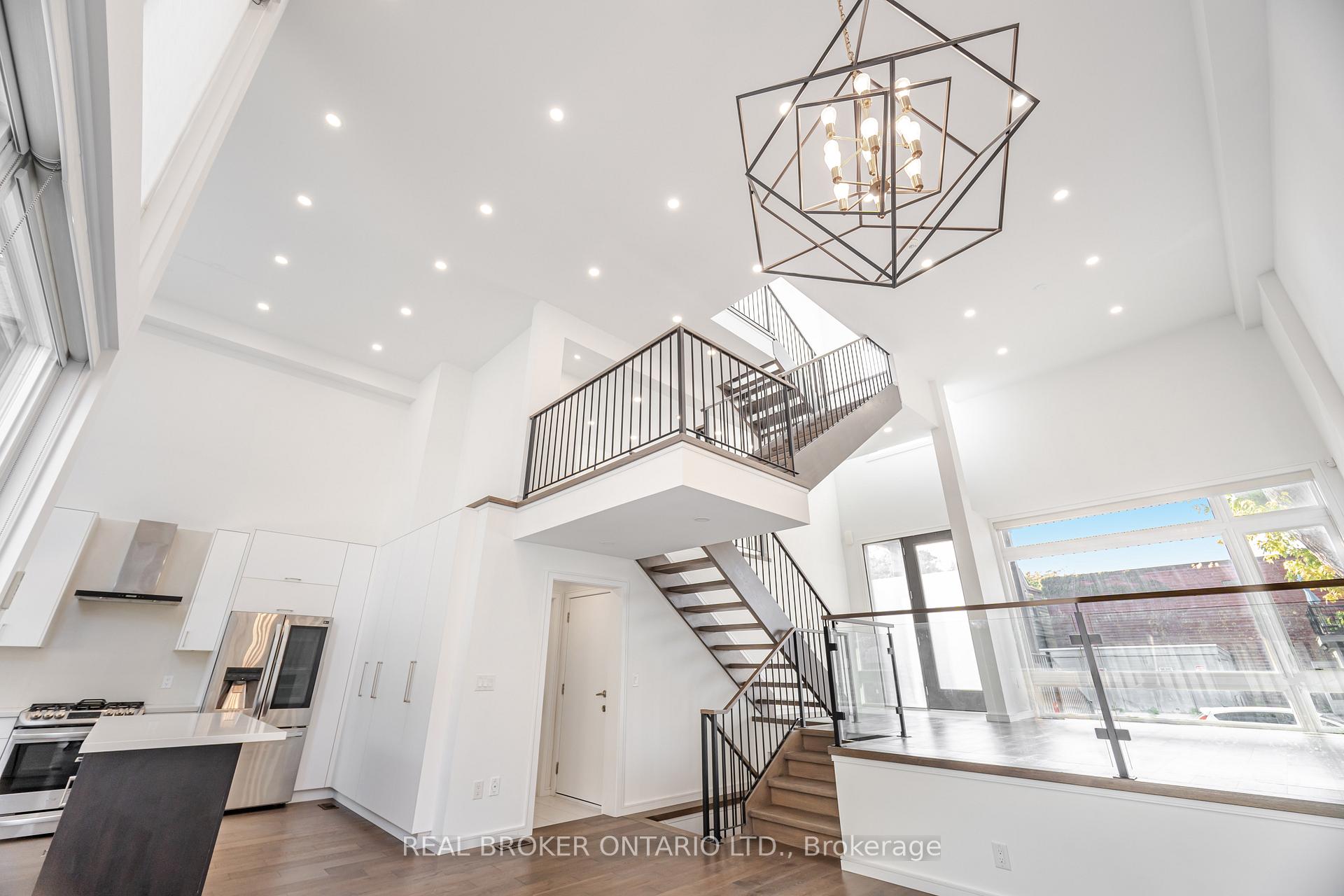Photo 8 of 105 Frater Avenue, Toronto, Woodbine-Lumsden — HOMEH
