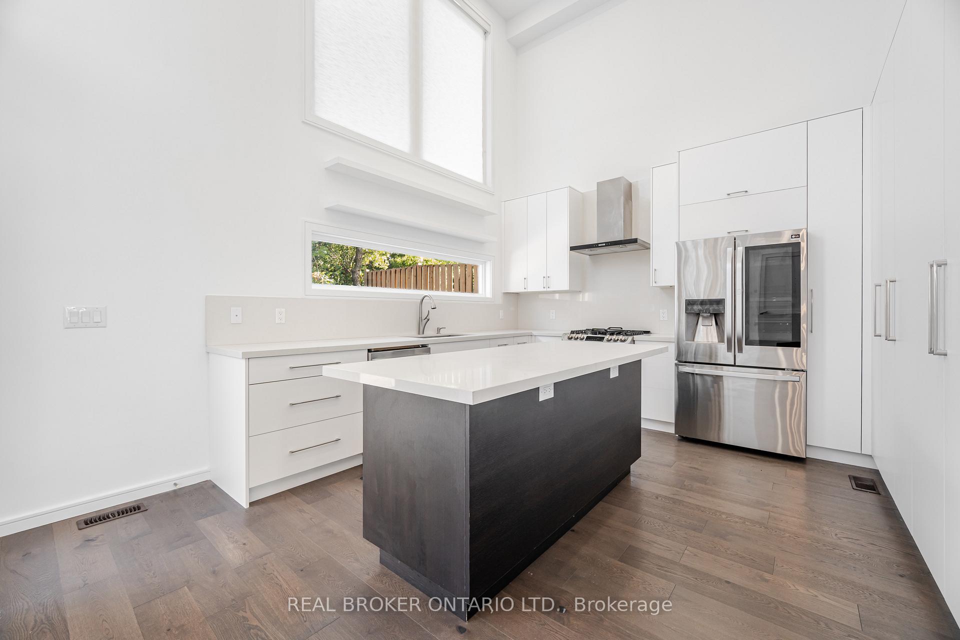 Photo 10 of 105 Frater Avenue, Toronto, Woodbine-Lumsden — HOMEH