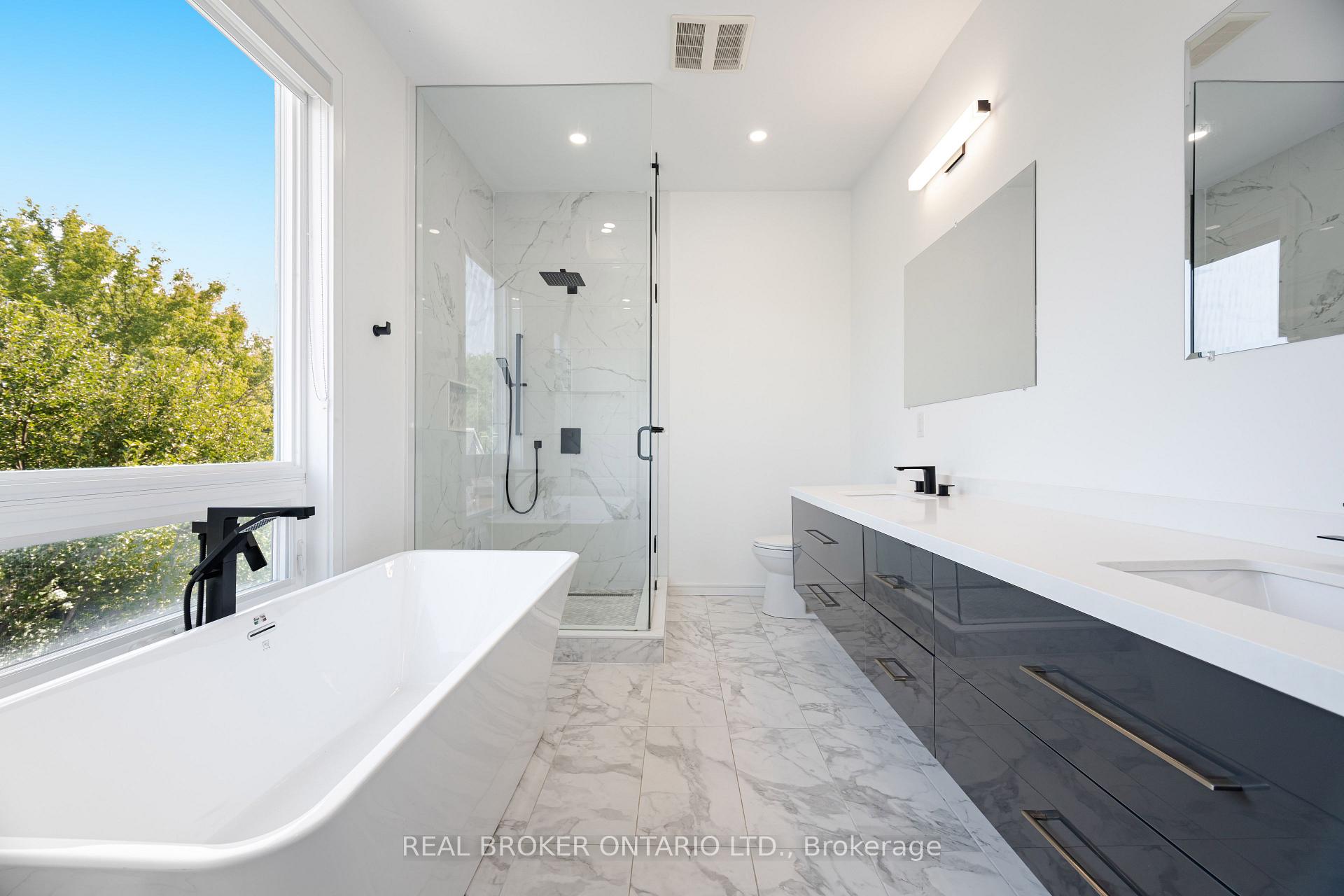 Photo 18 of 105 Frater Avenue, Toronto, Woodbine-Lumsden — HOMEH