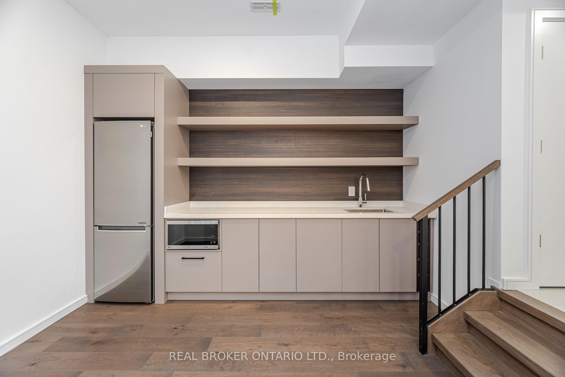 Photo 29 of 105 Frater Avenue, Toronto, Woodbine-Lumsden — HOMEH