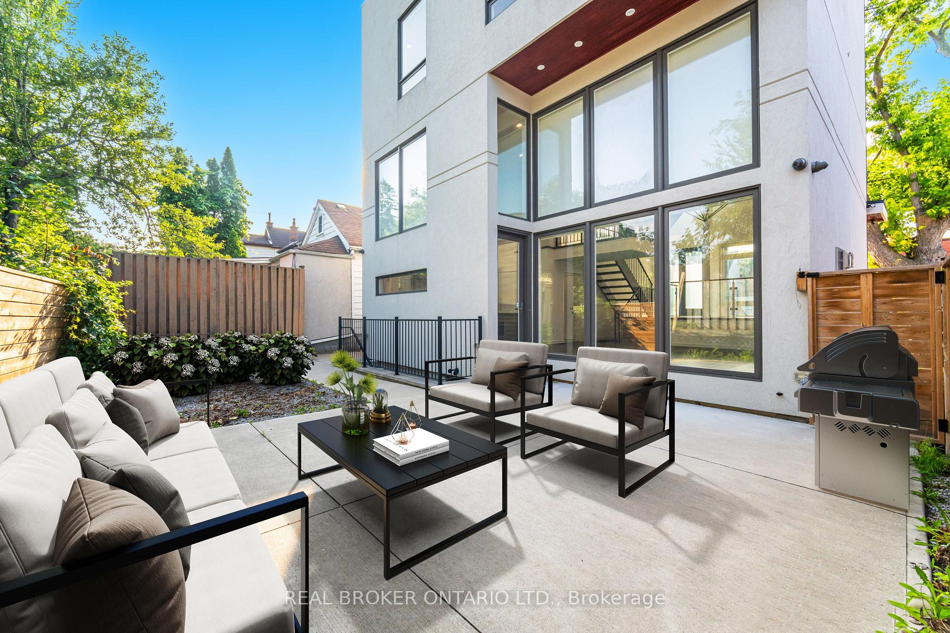 Photo 35 of 105 Frater Avenue, Toronto, Woodbine-Lumsden — HOMEH