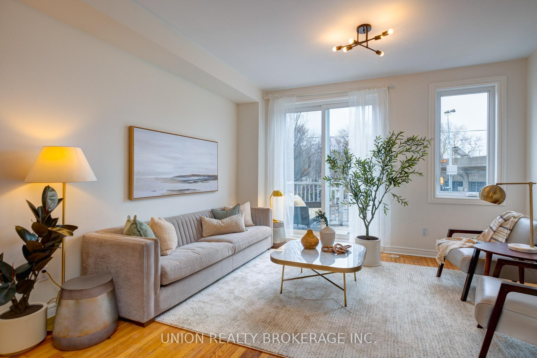 Photo 2 of 1872 Lake Shore Boulevard E, Toronto, The Beaches — HOMEH