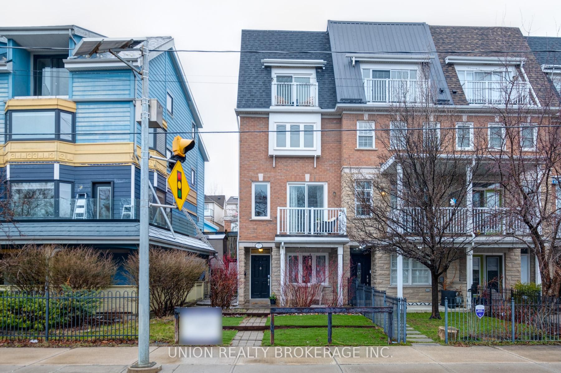 Photo 19 of 1872 Lake Shore Boulevard E, Toronto, The Beaches — HOMEH