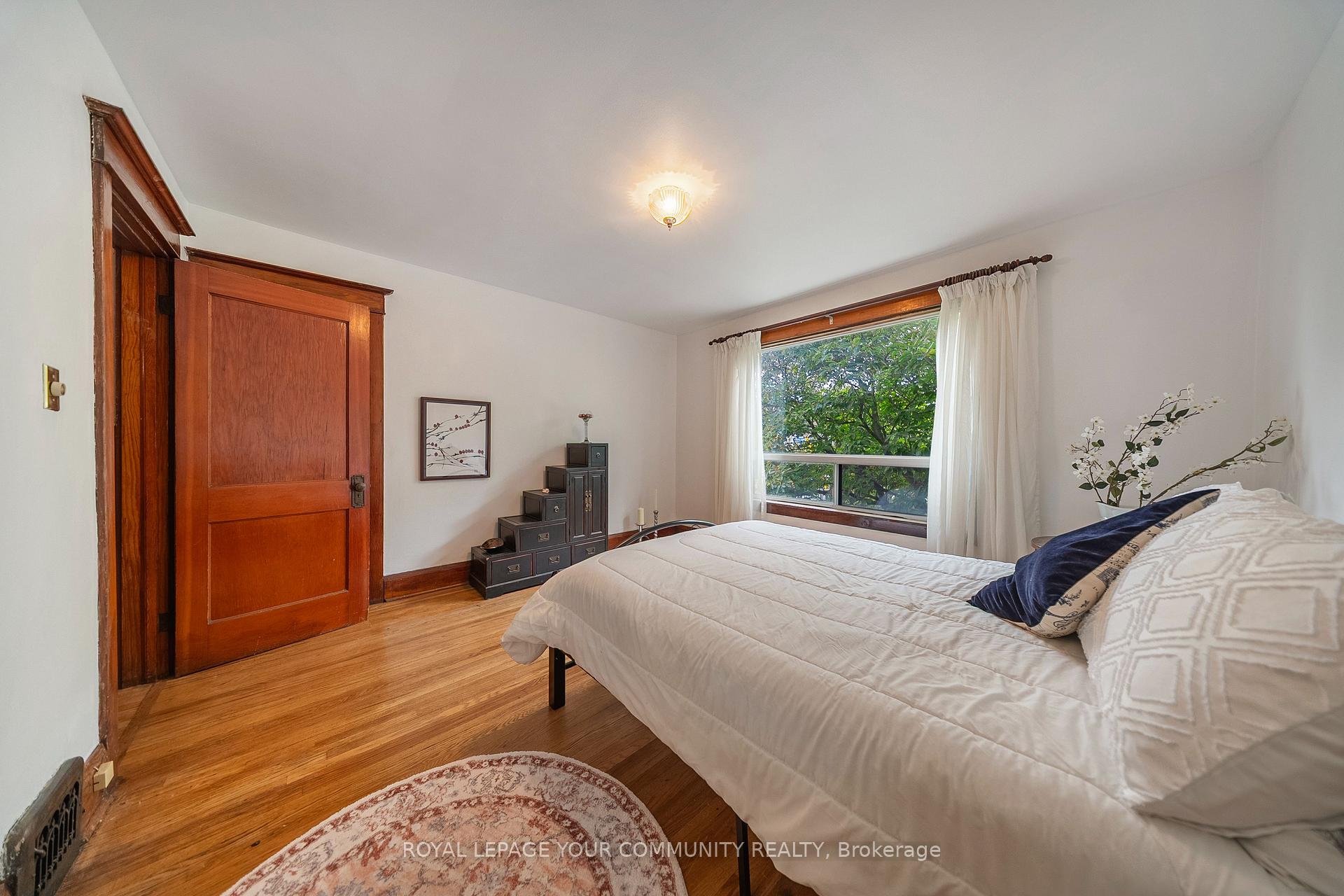 Photo 20 of 246 Westlake Avenue, Toronto, Woodbine-Lumsden — HOMEH