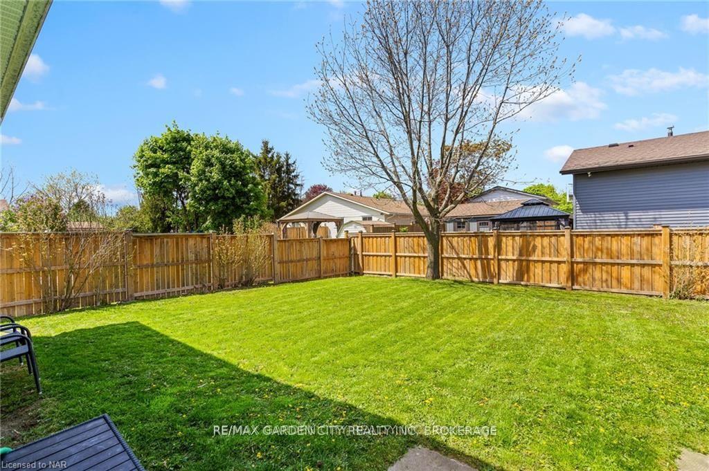 Photo 24 of 143 Keefer Road, Thorold, Confederation Heights — HOMEH