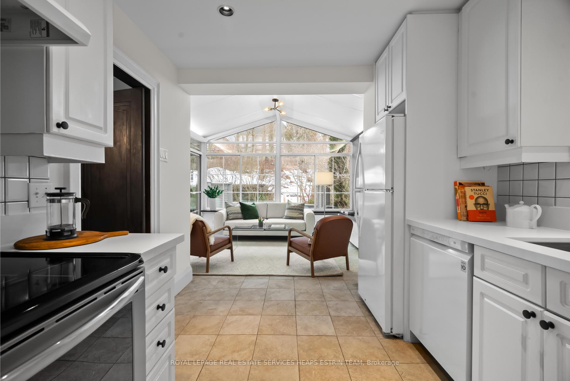 Photo 10 of 241 Chaplin Crescent, Toronto, Forest Hill South — HOMEH
