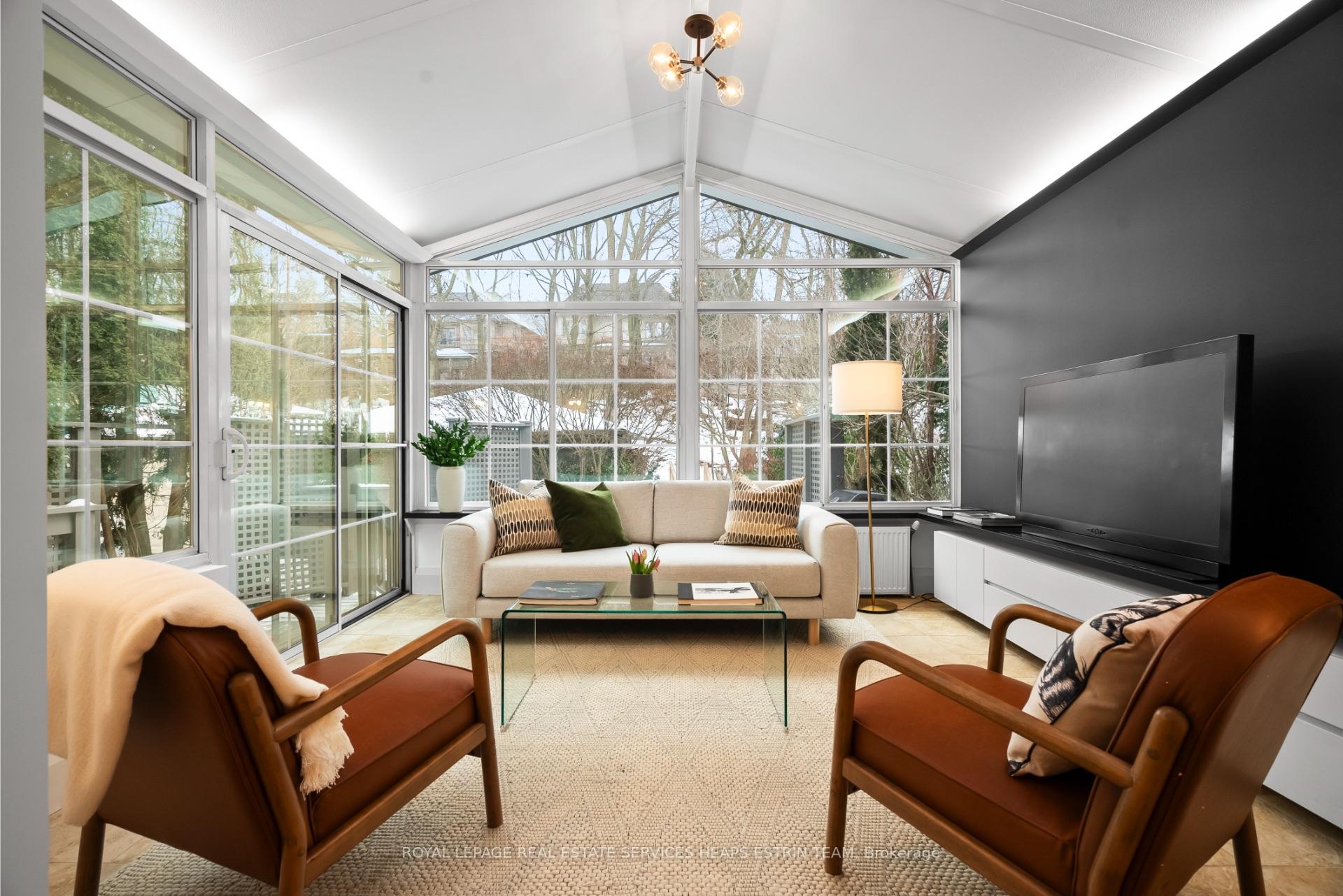 Photo 11 of 241 Chaplin Crescent, Toronto, Forest Hill South — HOMEH