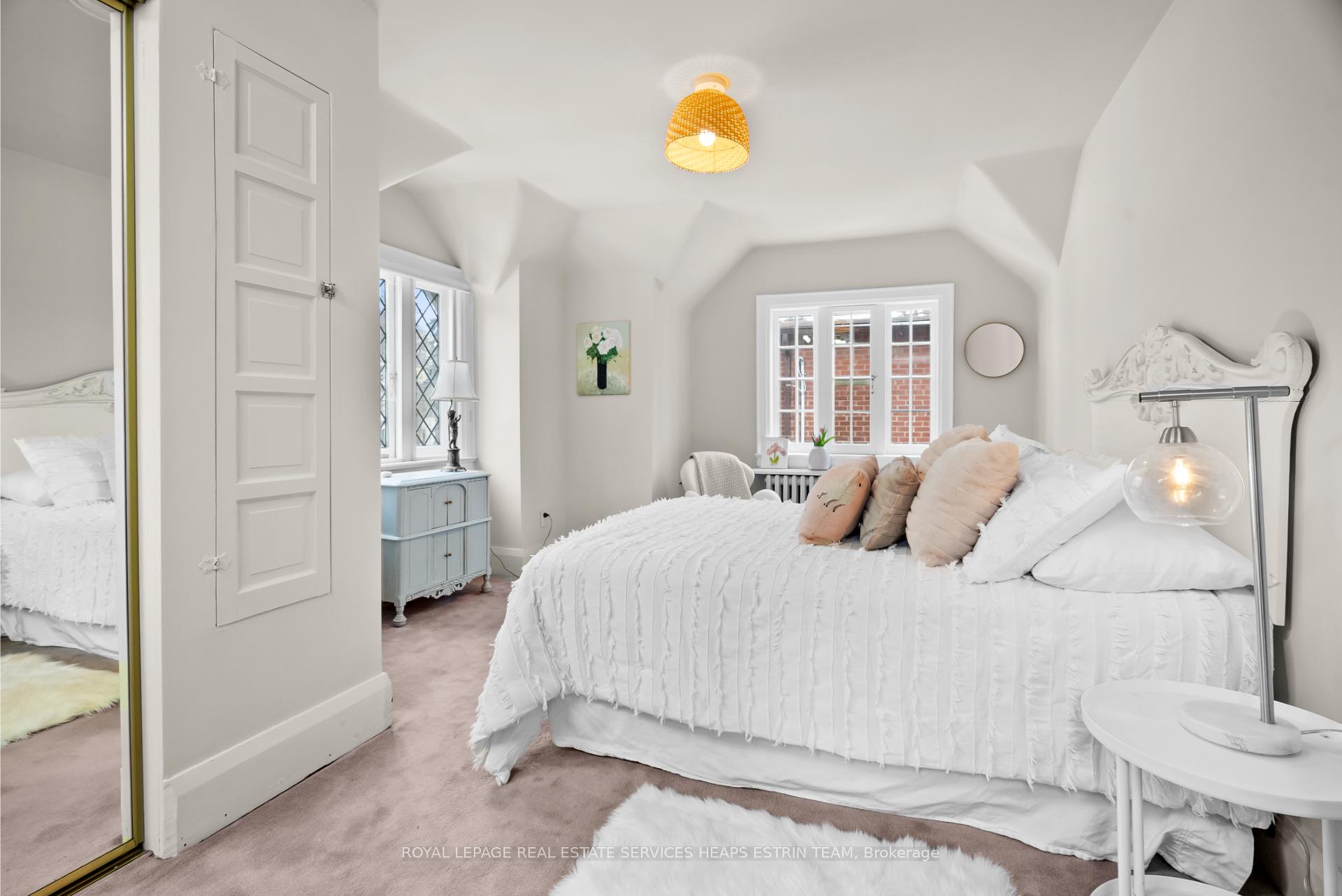 Photo 17 of 241 Chaplin Crescent, Toronto, Forest Hill South — HOMEH