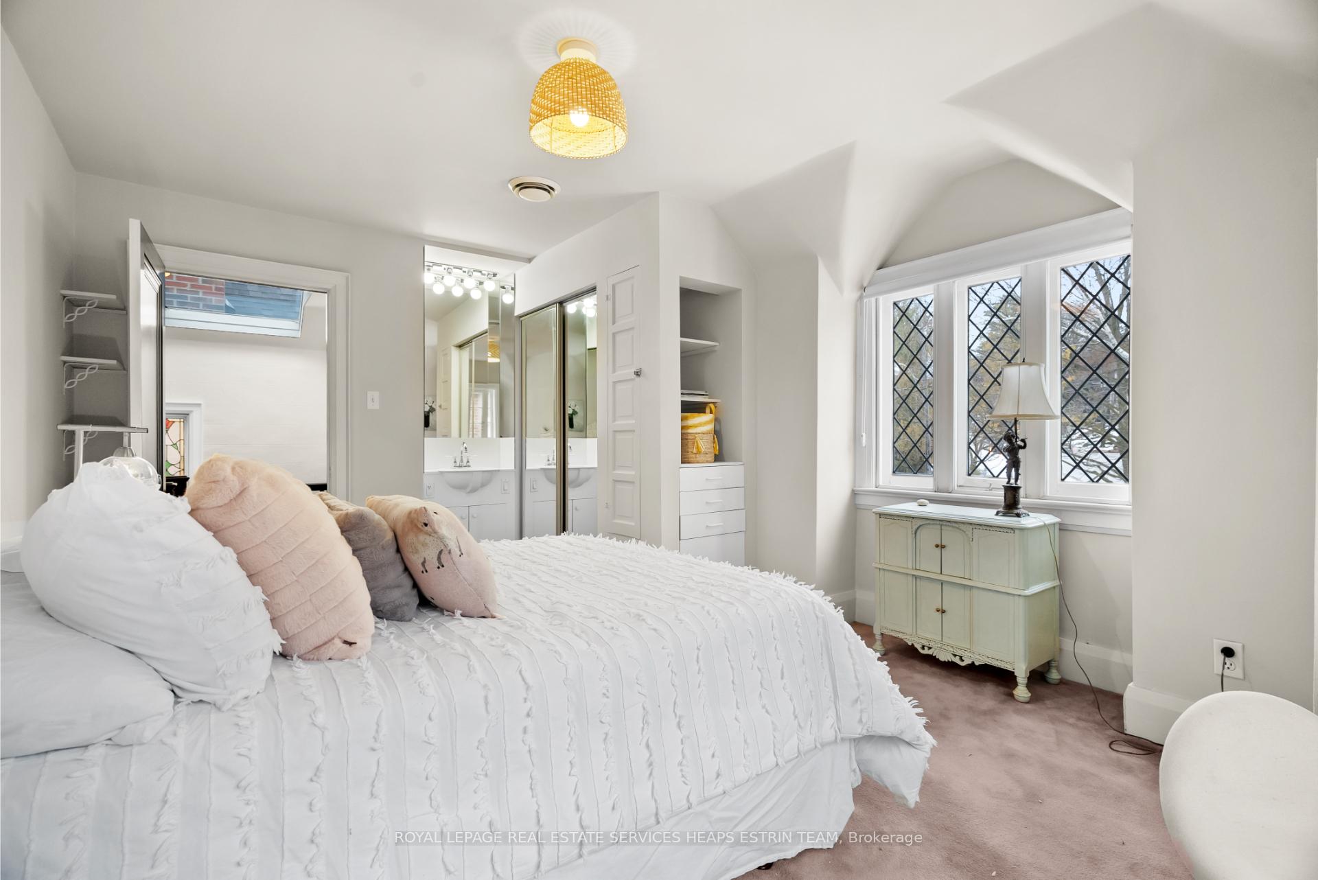 Photo 18 of 241 Chaplin Crescent, Toronto, Forest Hill South — HOMEH