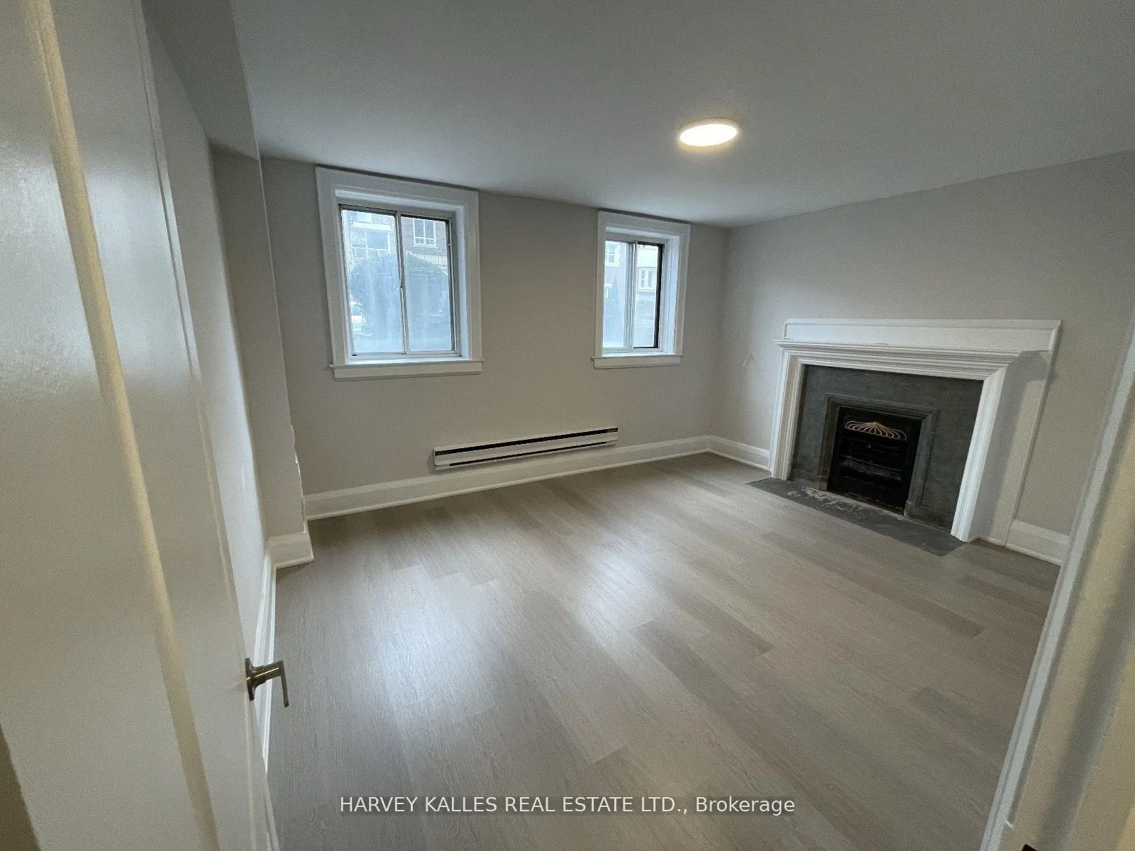 Photo 2 of Unit 34, 320 Lonsdale Road, Toronto, Forest Hill South — HOMEH