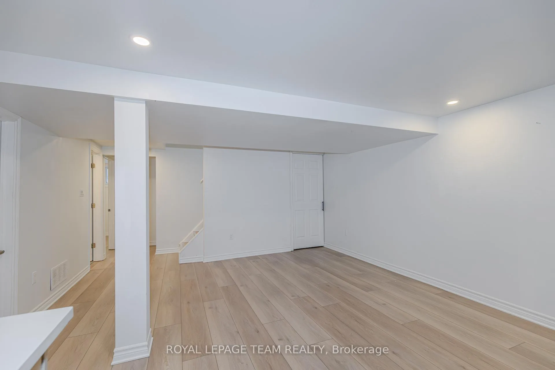 Photo 11 of Unit B, 37 Ballantrae Way, Ottawa, Kanata - Glencairn/Hazeldean — HOMEH