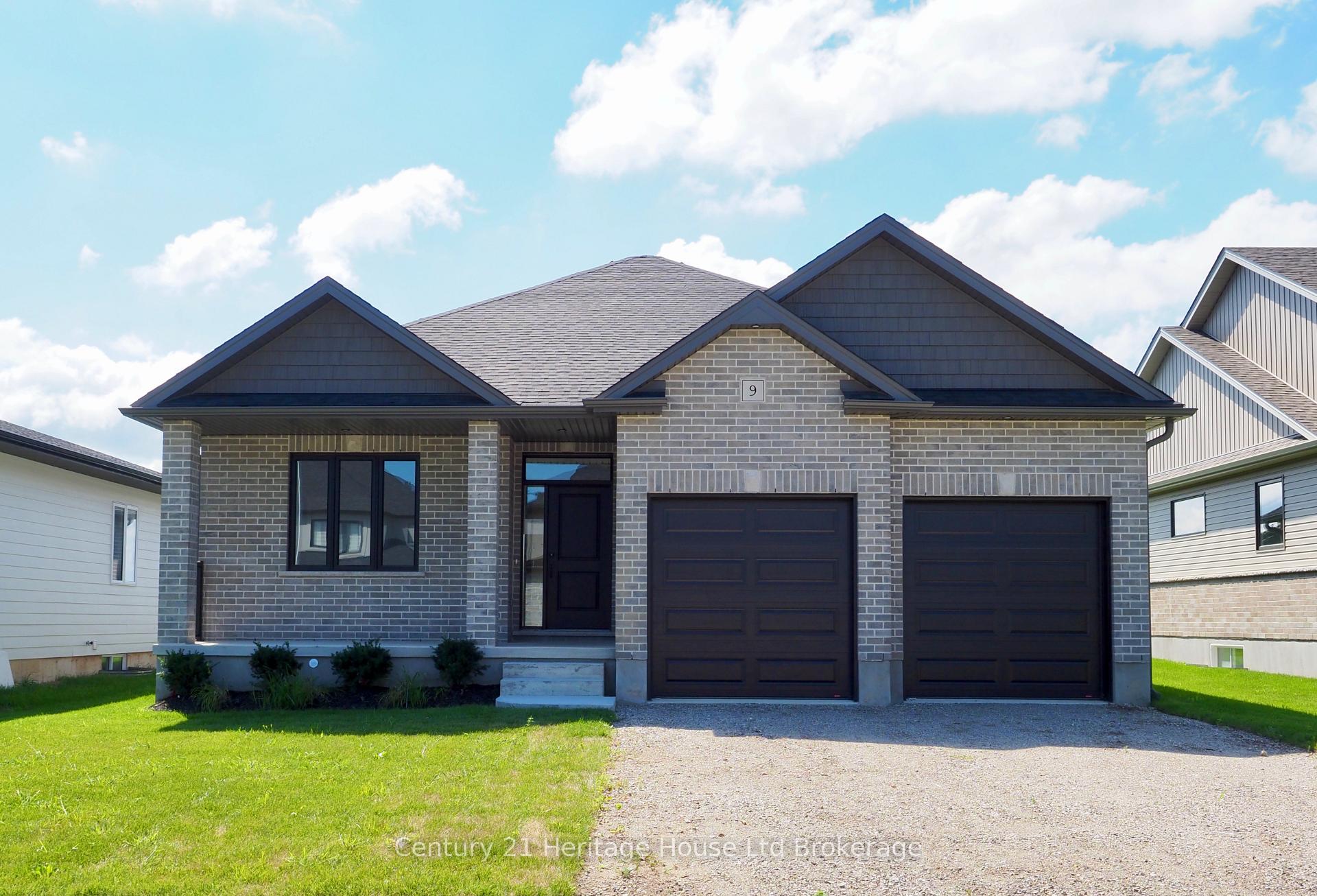 Photo 1 of 9 Sycamore Drive, Tillsonburg — HOMEH