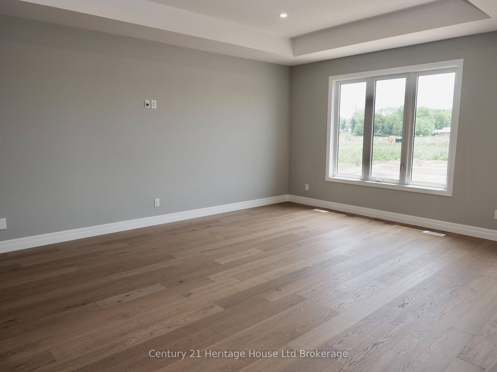 Photo 8 of 9 Sycamore Drive, Tillsonburg — HOMEH