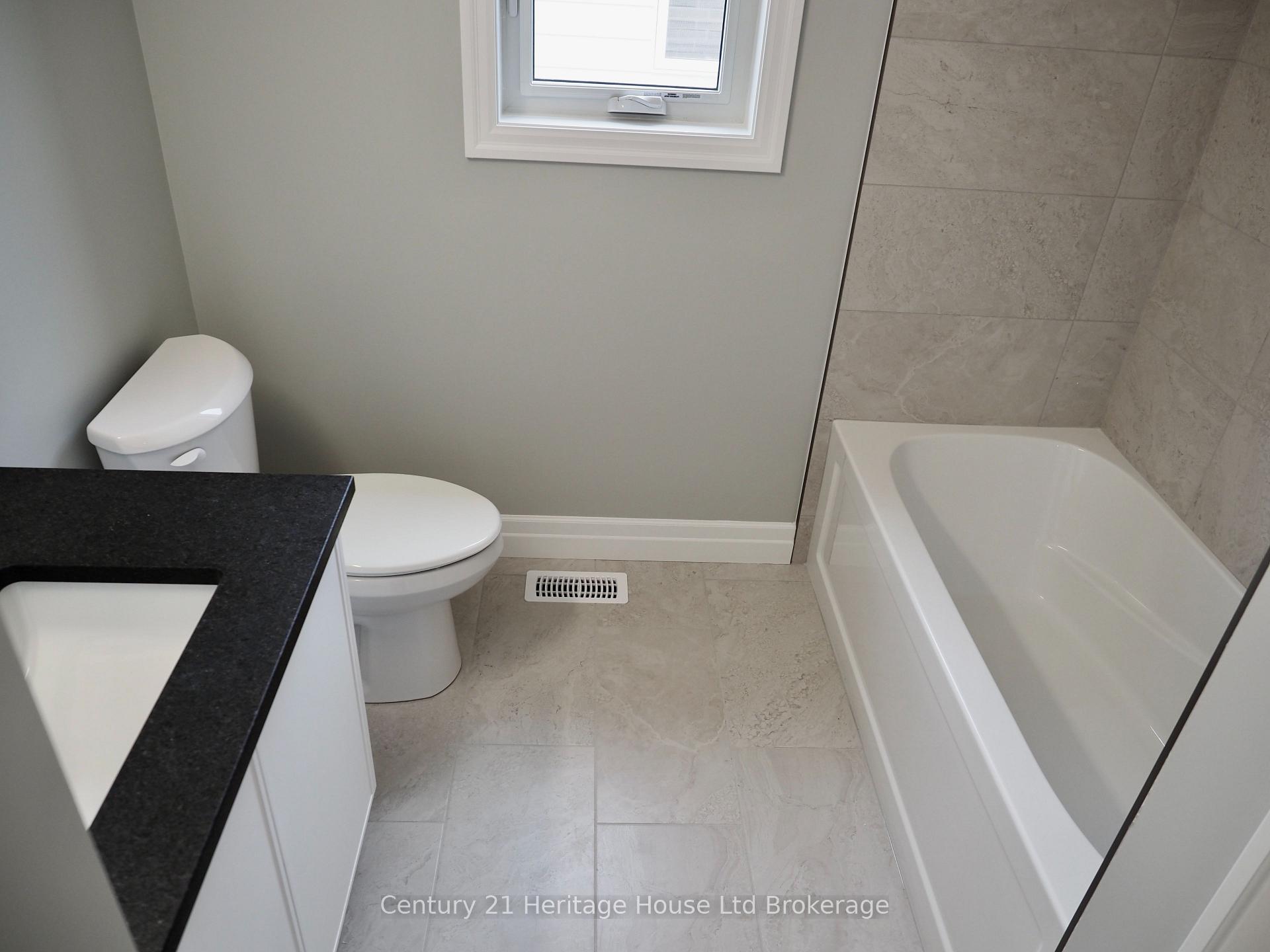 Photo 11 of 9 Sycamore Drive, Tillsonburg — HOMEH