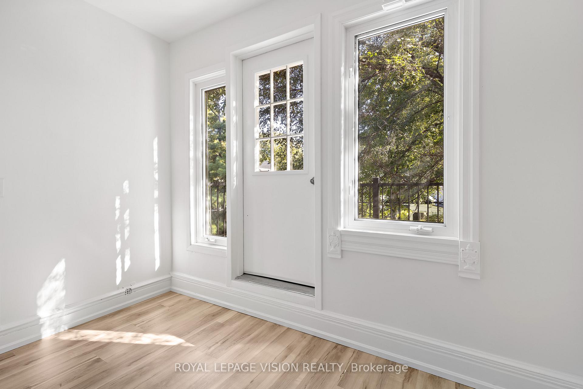 Photo 26 of 25 Bellefair Avenue, Toronto, The Beaches — HOMEH