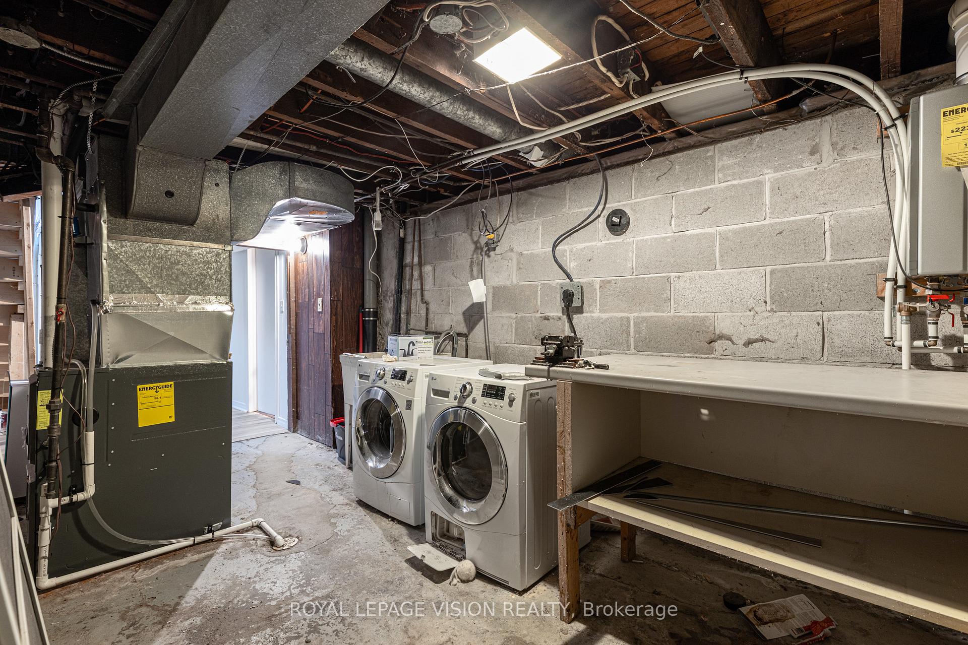 Photo 34 of 25 Bellefair Avenue, Toronto, The Beaches — HOMEH