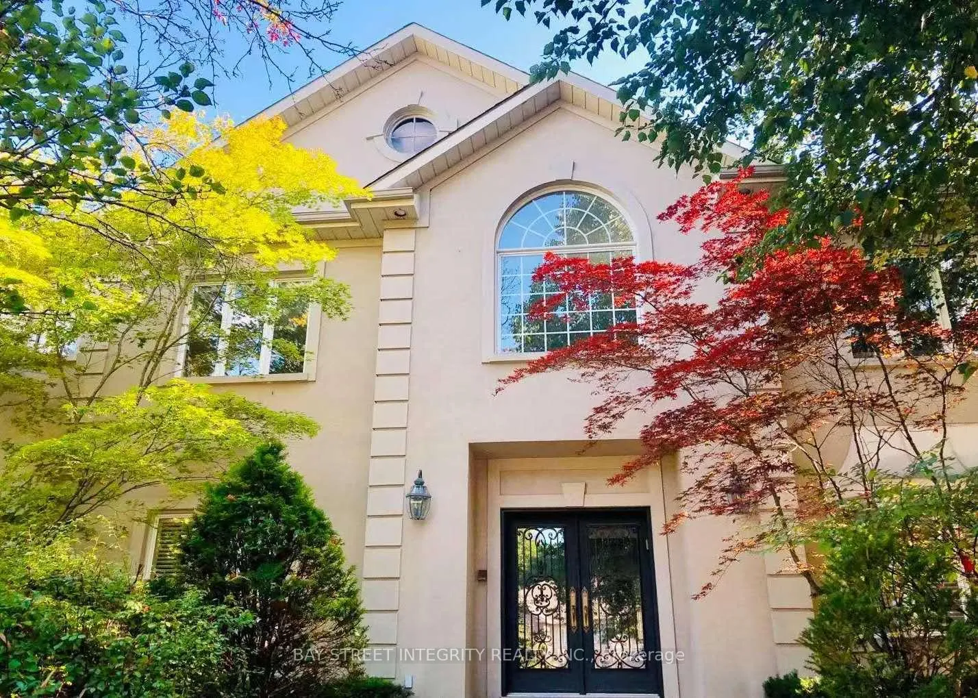 Photo 1 of 155 Renaissance Court, Vaughan, Beverley Glen — HOMEH