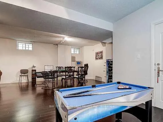 Photo 13 of 155 Renaissance Court, Vaughan, Beverley Glen — HOMEH
