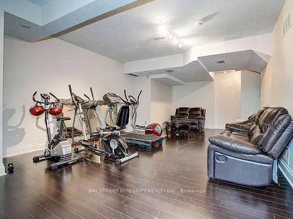Photo 14 of 155 Renaissance Court, Vaughan, Beverley Glen — HOMEH