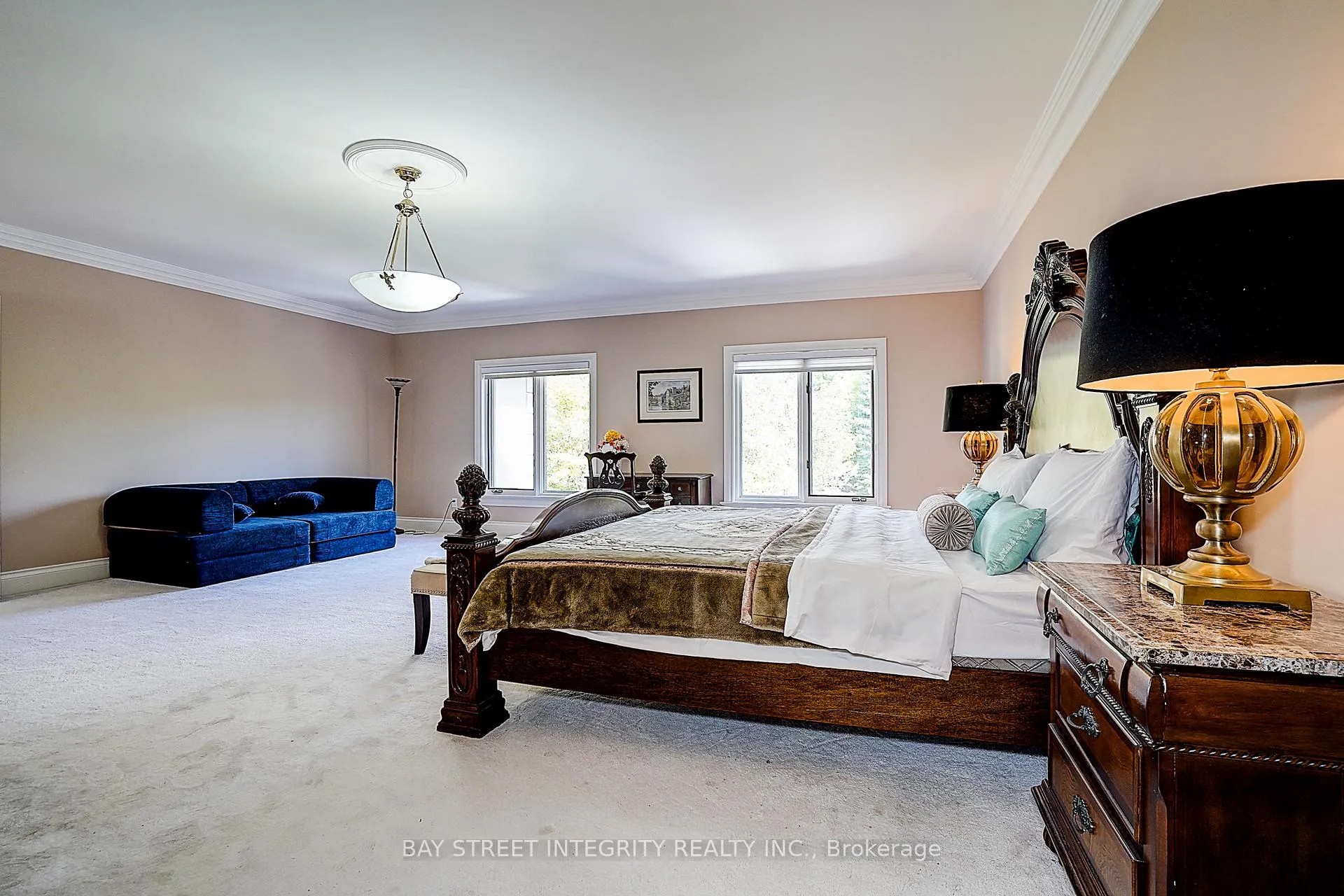 Photo 16 of 155 Renaissance Court, Vaughan, Beverley Glen — HOMEH
