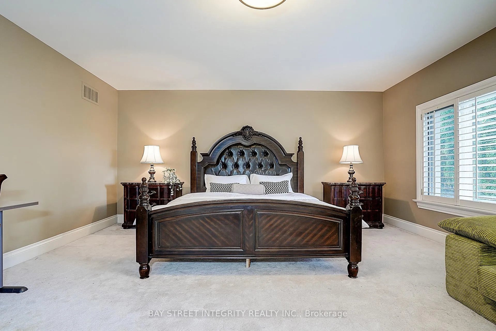 Photo 19 of 155 Renaissance Court, Vaughan, Beverley Glen — HOMEH