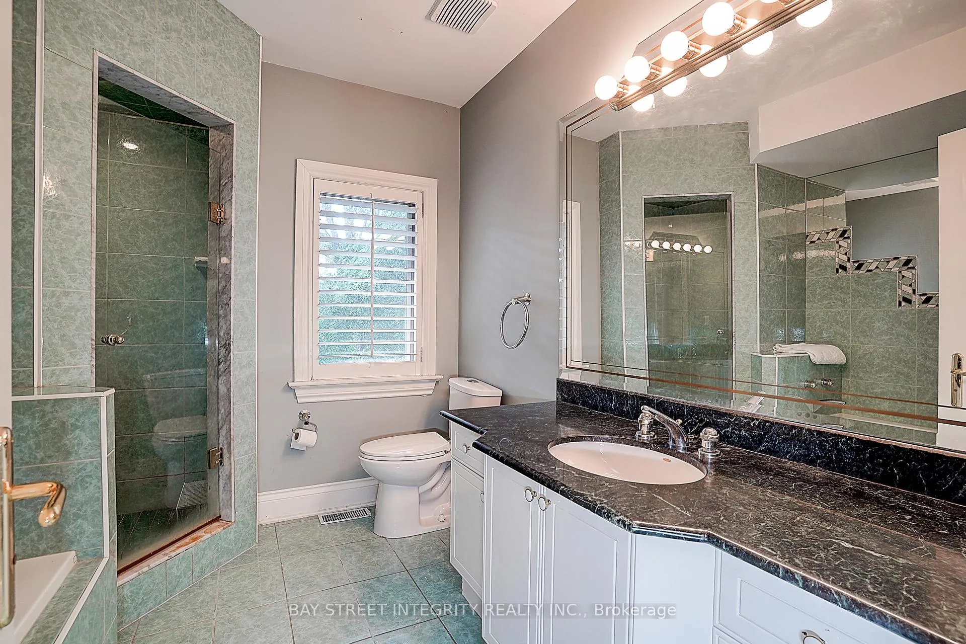 Photo 21 of 155 Renaissance Court, Vaughan, Beverley Glen — HOMEH