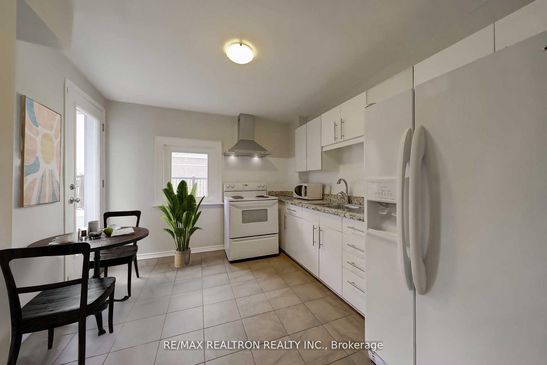 Photo 13 of 386 Spadina Road, Toronto, Forest Hill South — HOMEH